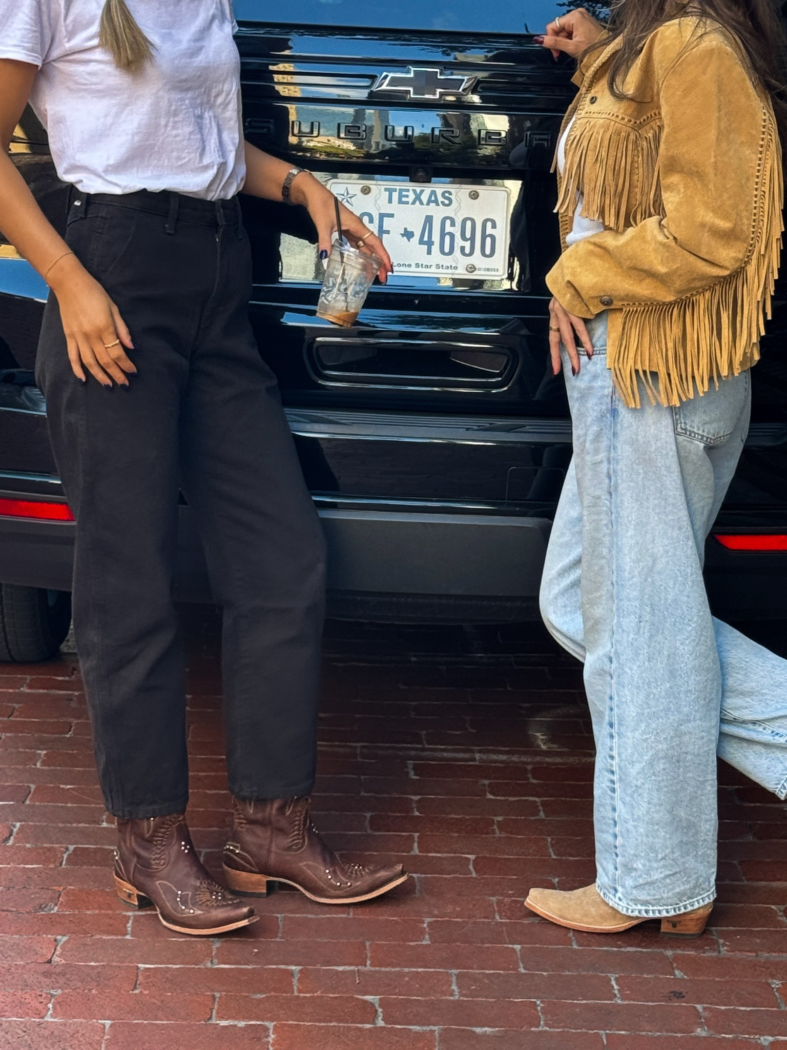 code kira for boots :) size 26 in jeans 

#LTKootd #LTKSeasonal #LTKHoliday