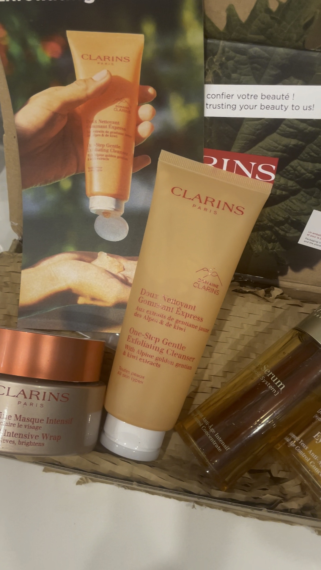 One of my favorite skin care products just launched a new exfoliating cleanser all in one. Also showing some of my other favorites. Makes such a difference in my skincare routine.