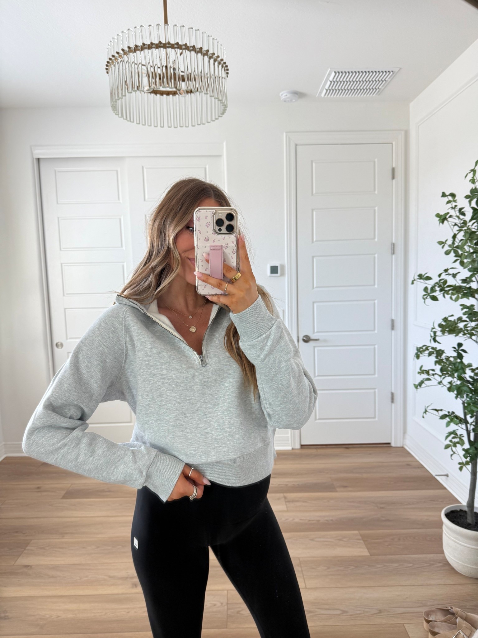 This pullover is making me so excited for fall! A cozy must-have! I sized up for a looser fit. @vuoriclothing #vuoripartner