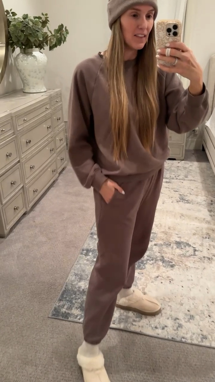 Incredible jogger set for a great price! This comes in so many colors and is really so soft!!

OOTD / Winter Fashion / Fall Outfit  / Walmart Fashion / Affordable / Budget / Women's Basics / Classic Style / Elevated Style / Workwear / Errand Running Outfit / Daily Outfit / Joggers 


#LTKFindsUnder50 #LTKStyleTip #LTKFitness