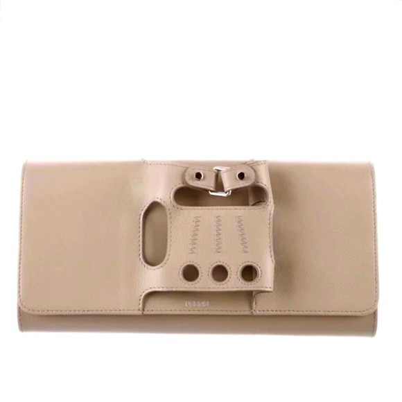 Perrin Paris Le Cabriolet Glove Clutch | Poshmark