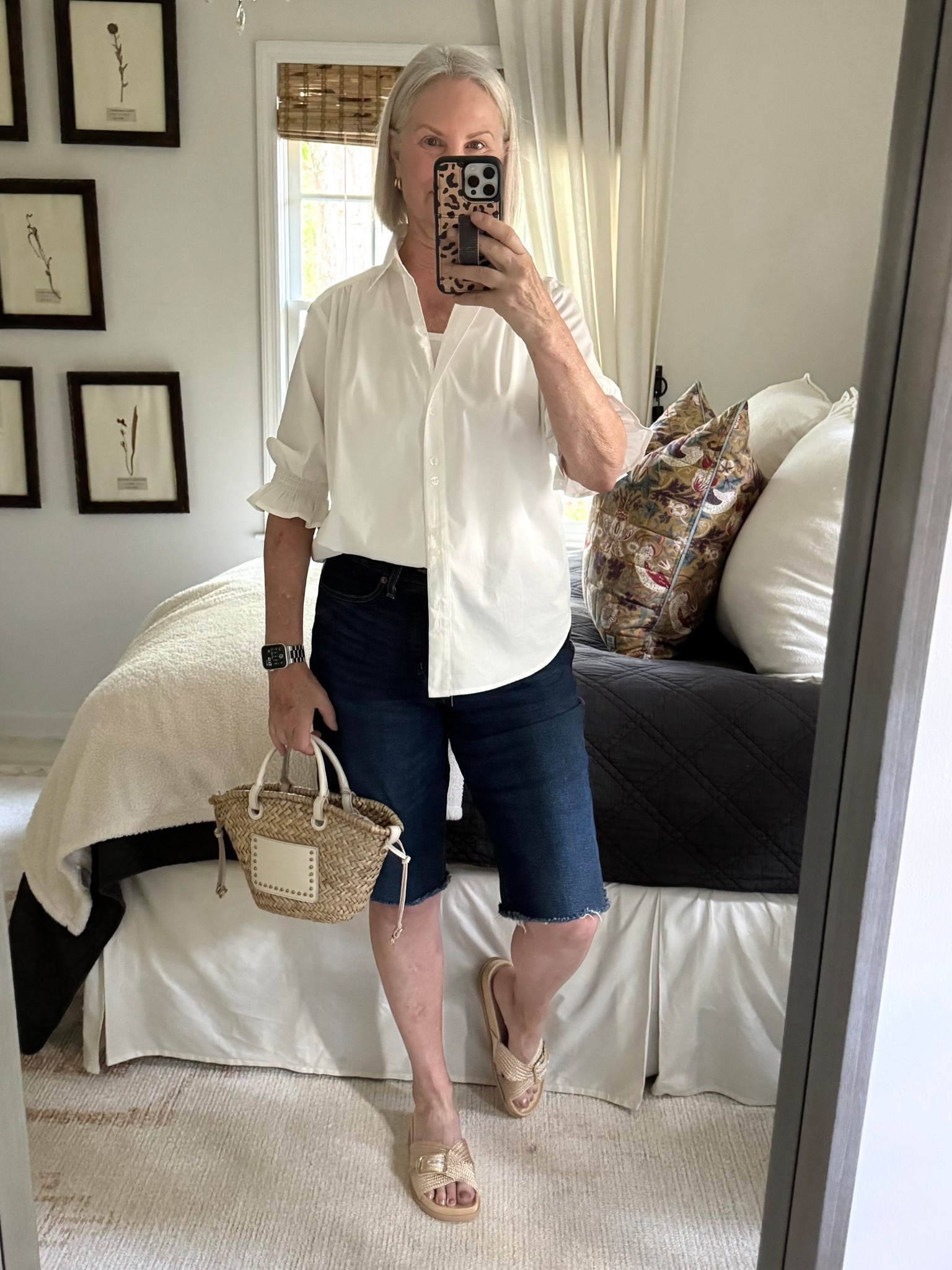 It’s all about accessories today!!


#LTKSeasonal #LTKSaleAlert #LTKOver40