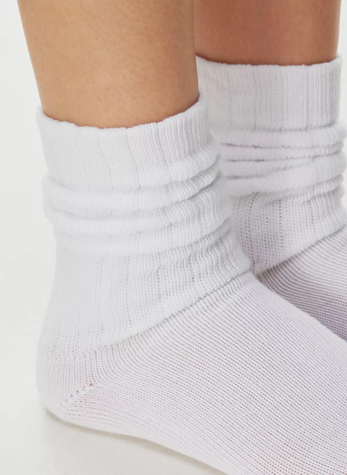 BEST-EVER SLOUCHY ANKLE SOCK | Aritzia