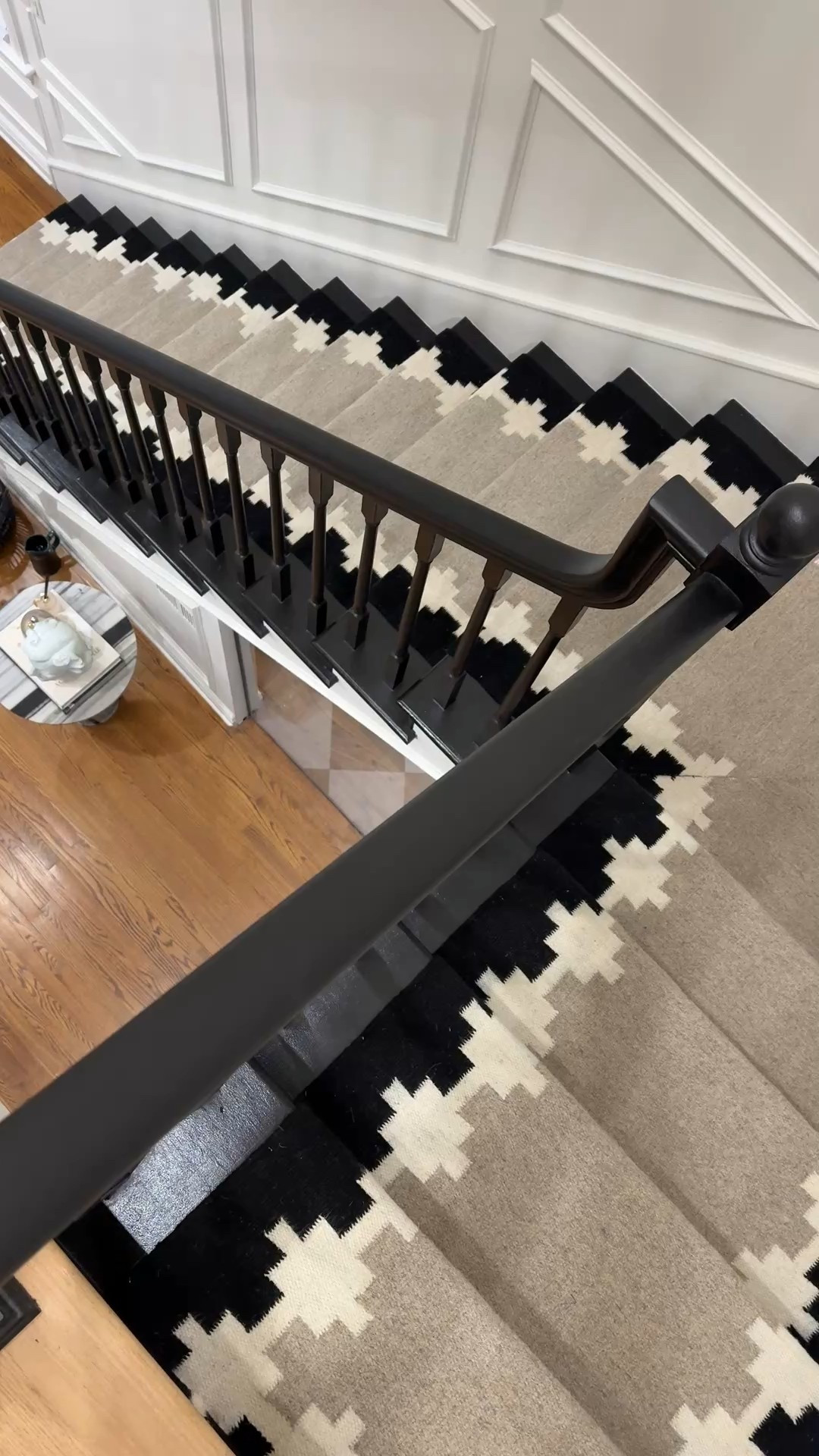 Shop the runner I used on my stairs for under $100

#LTKFindsUnder100 #LTKHome