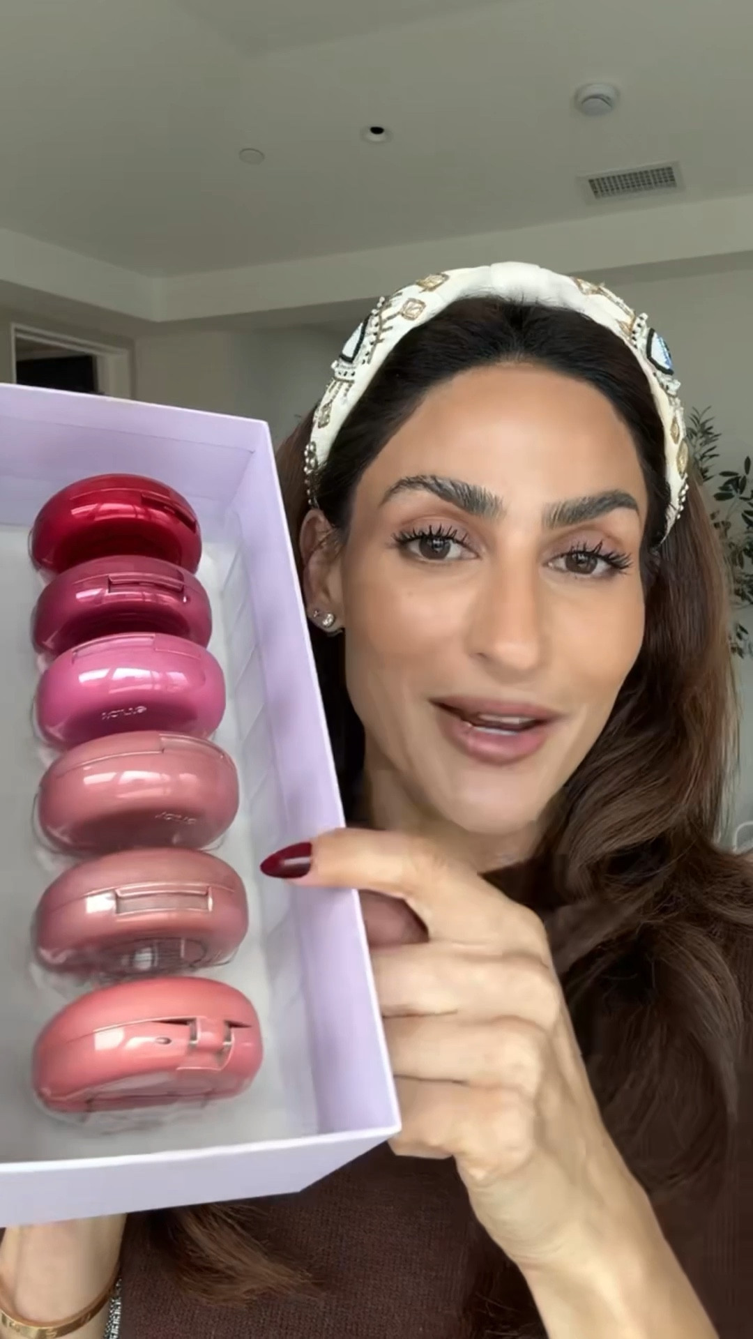 The tarte blush and glow duo! One of the best I’ve tried in a long time! 

#LTKBeauty #LTKOver40 #LTKFindsUnder50