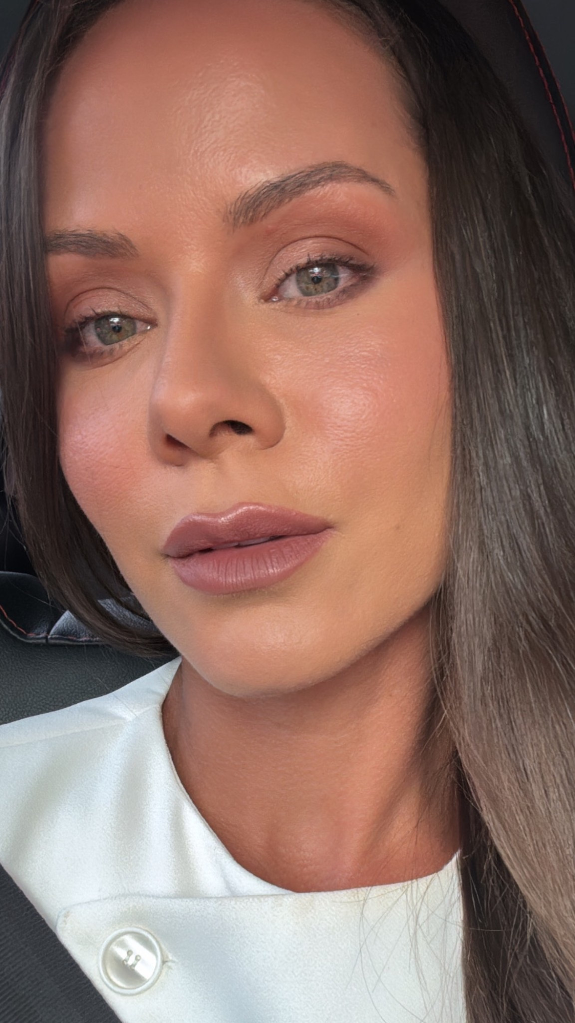 Maquiagem capuccino usando os pincéis da real techiniques 