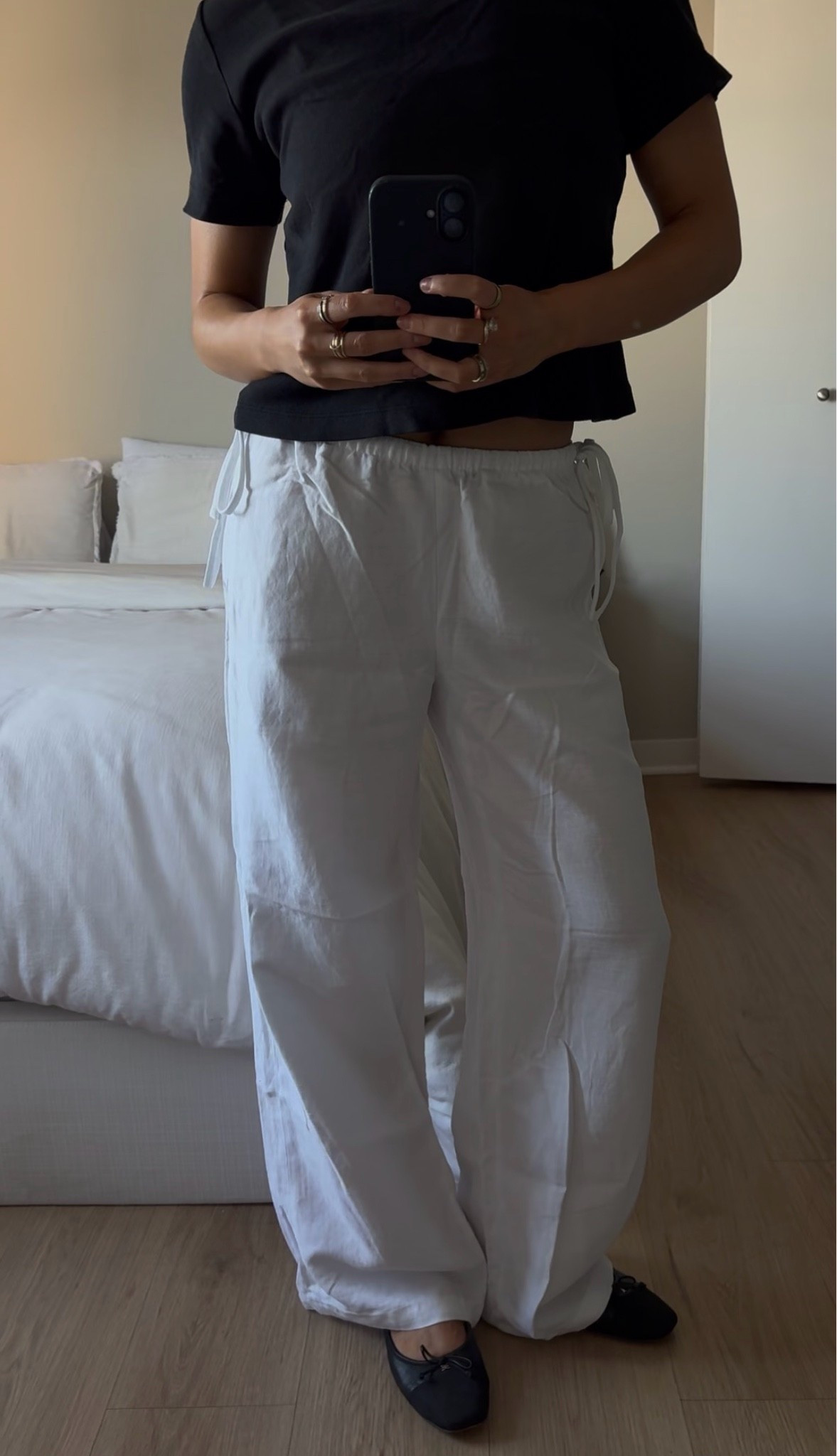Casual ootd 
size XS pants 
Size XS top