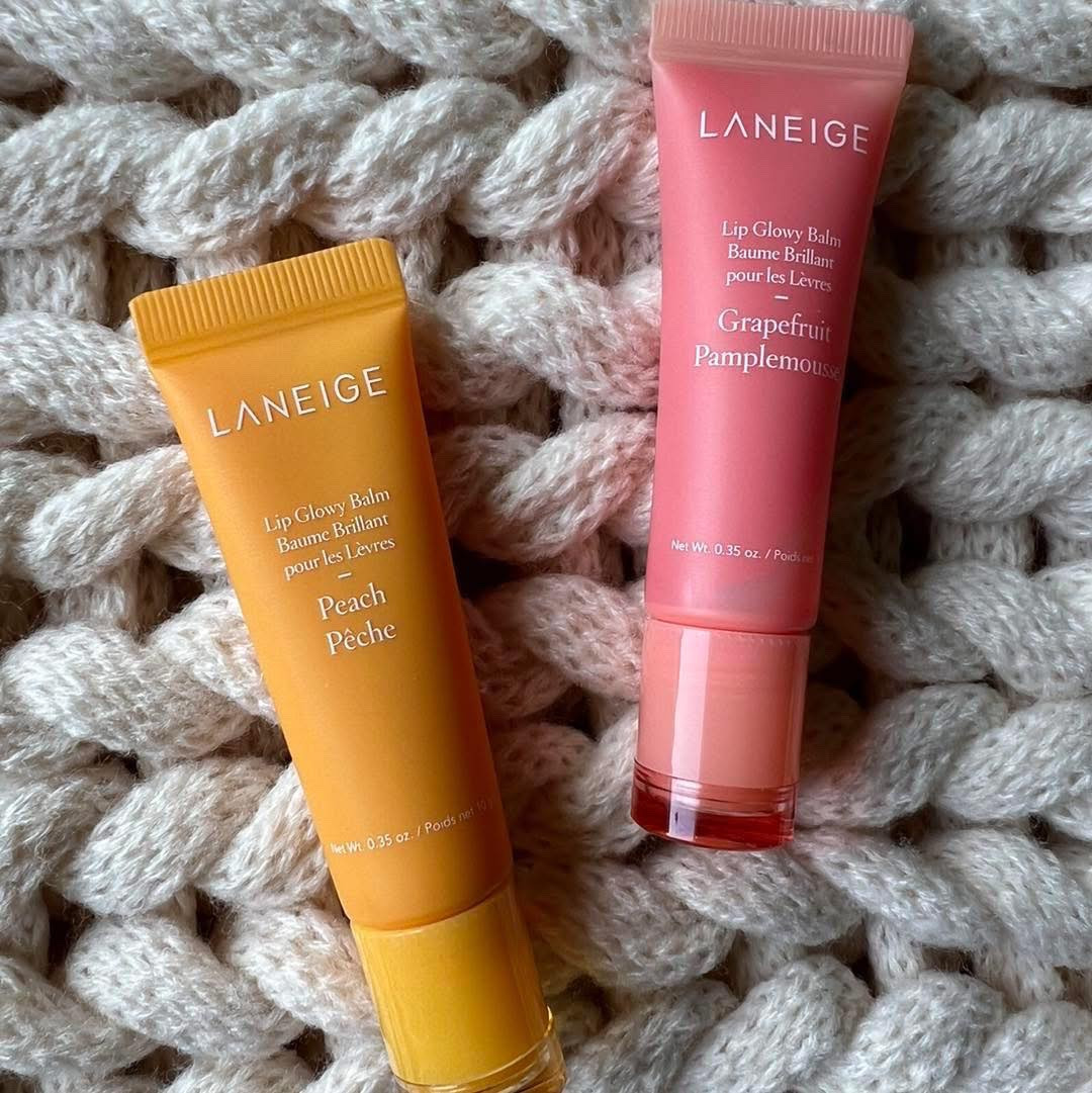 Laneige lip balm

Lip gloss  skincare  makeup 

#LTKSeasonal #LTKBeauty #LTKgrwm