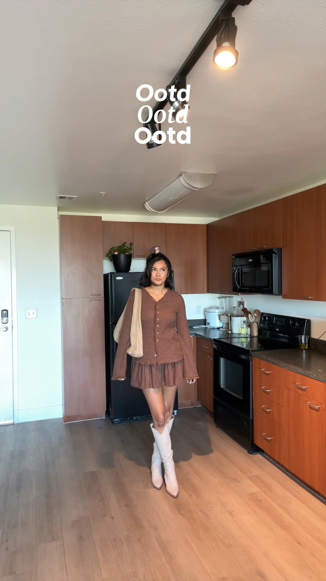 Neutrals fall, comfy outfit in spa slouchy purse, long boots, two piece, long sleeve skirt, perfect for fall winter or comfy, cozy activities 

#LTKHoliday #LTKTall #LTKSeasonal