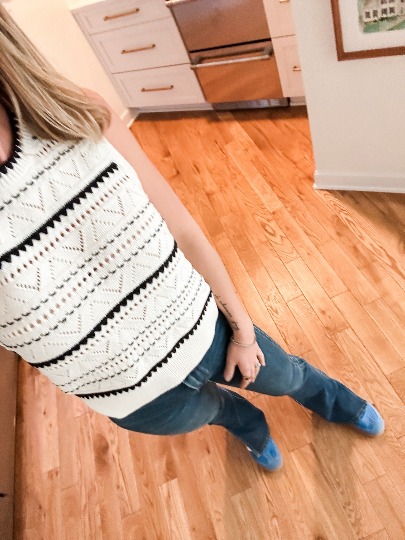 Friday OOTD. This tank is on sale and it’s my absolute favorite!! 

#LTKStyleTip #LTKFindsUnder100 #LTKSaleAlert