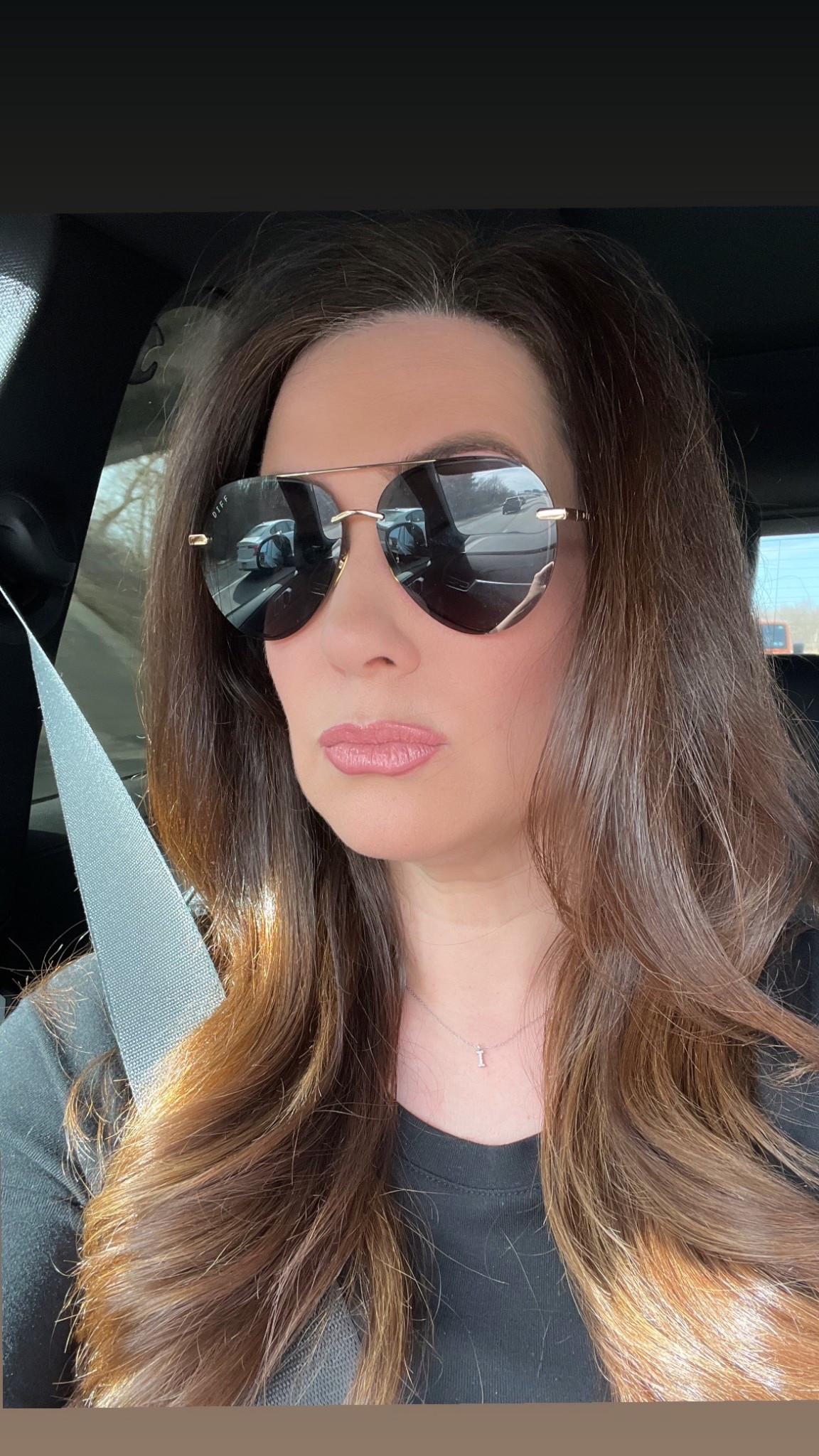 Moms night out always calls for my favorite aviators!