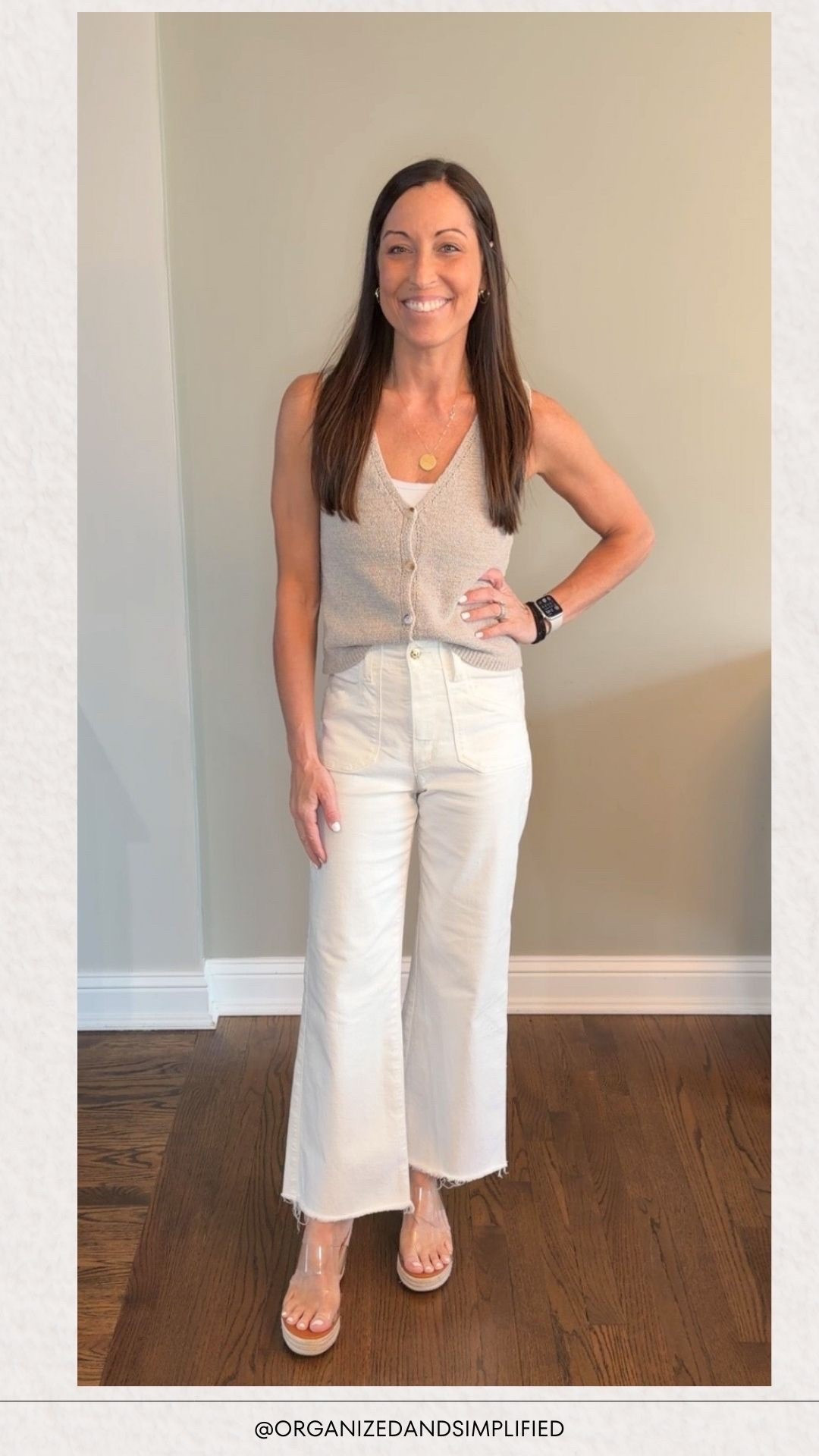 I love this sweater vest with my favorite white denim pants! 

#LTKWorkwear #LTKTravel #LTKootd