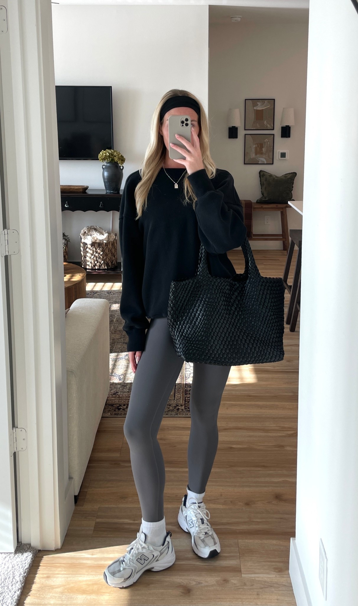  Amazon activewear set + casual outfit idea! 
Amazon fashion/ active set/ leggings set/ Amazon activewear/ airport outfit/ casual outfit/ class outfit/ gym outfit
#amazon #amazonfinds #casual #leggings #sneakers

 



#LTKSeasonal #LTKStyleTip #LTKActive