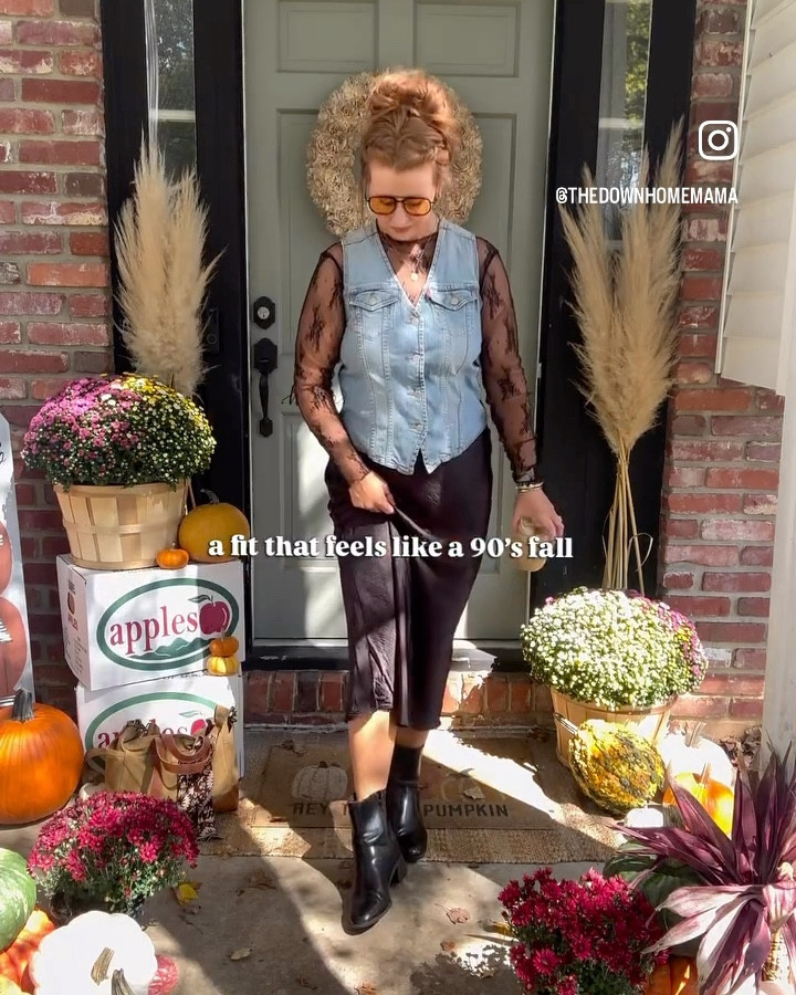 Paging Monica from Friends, circa 1998. 🍂🍁

#LTKFallSale #LTKSeasonal #LTKStyleTip