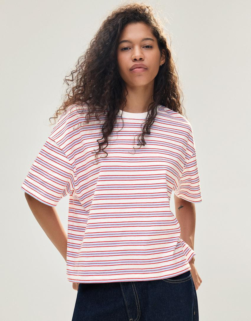 Striped boxy fit T-shirt - T-shirts - Women | Bershka UK