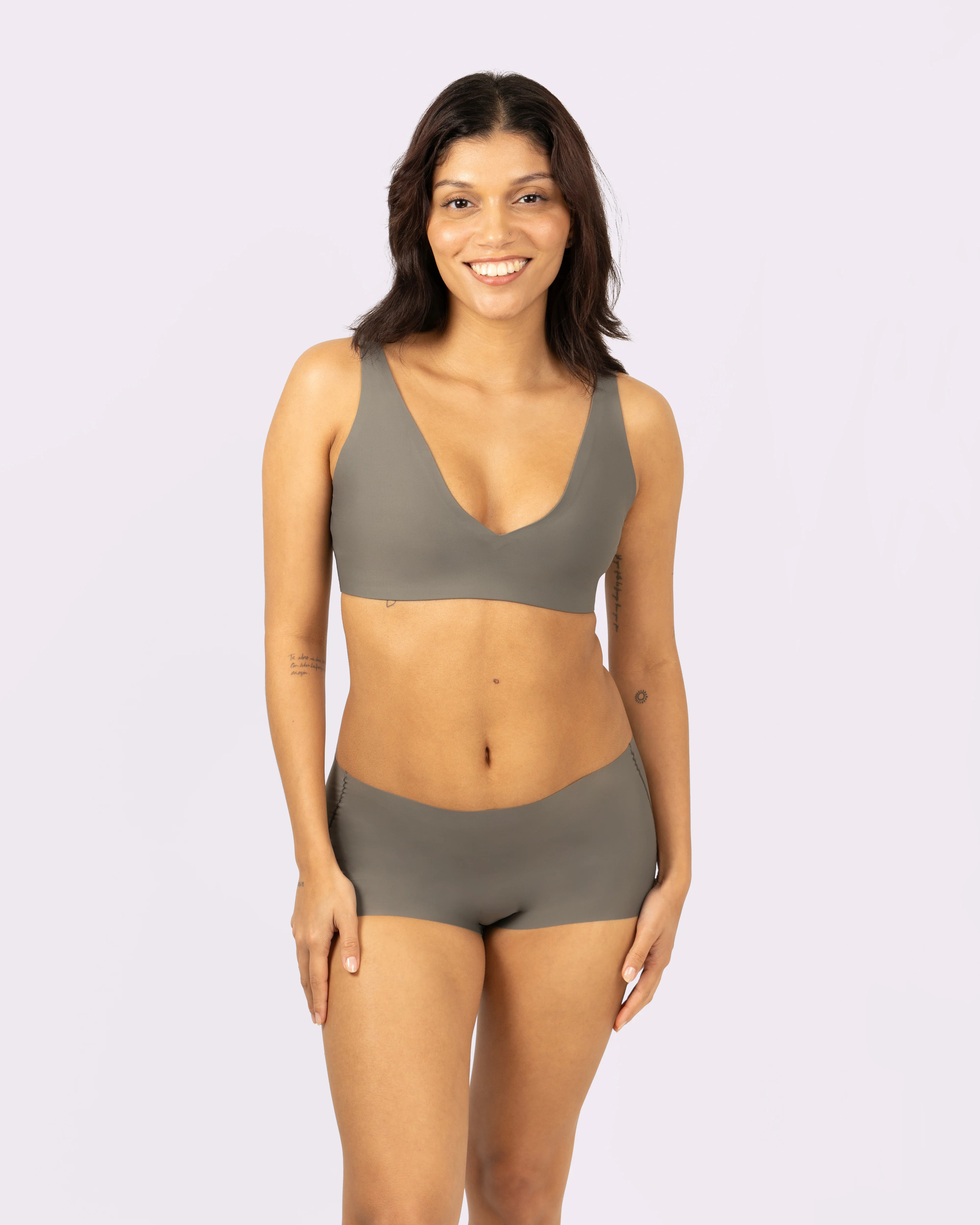 Support Lift Plunge Bralette | Seamless Universal (Smokescreen) | Parade