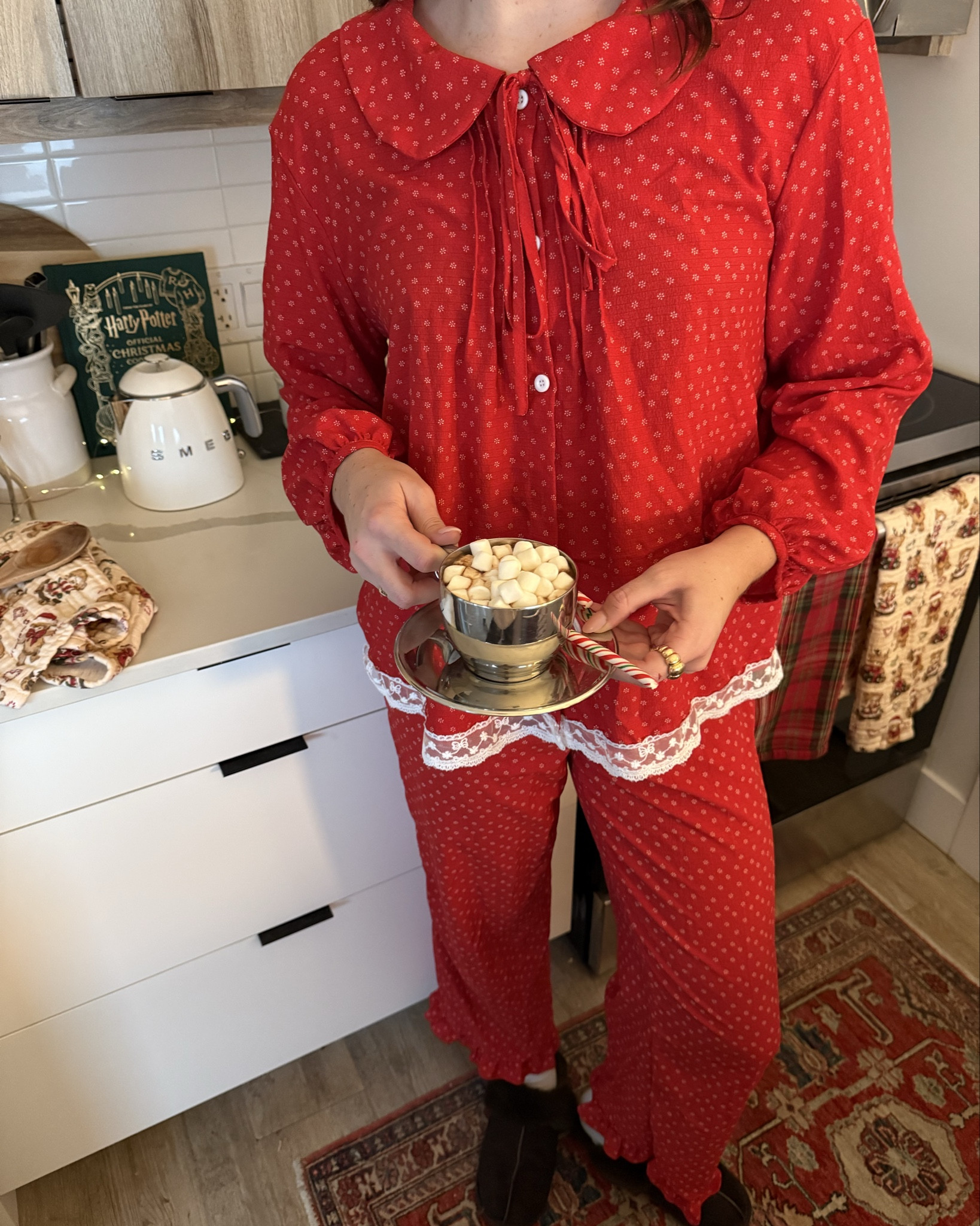 Belly Inspired TSITP red pjs ☃️♥️♾️

#LTKsummer #LTKholiday #LTKwinter