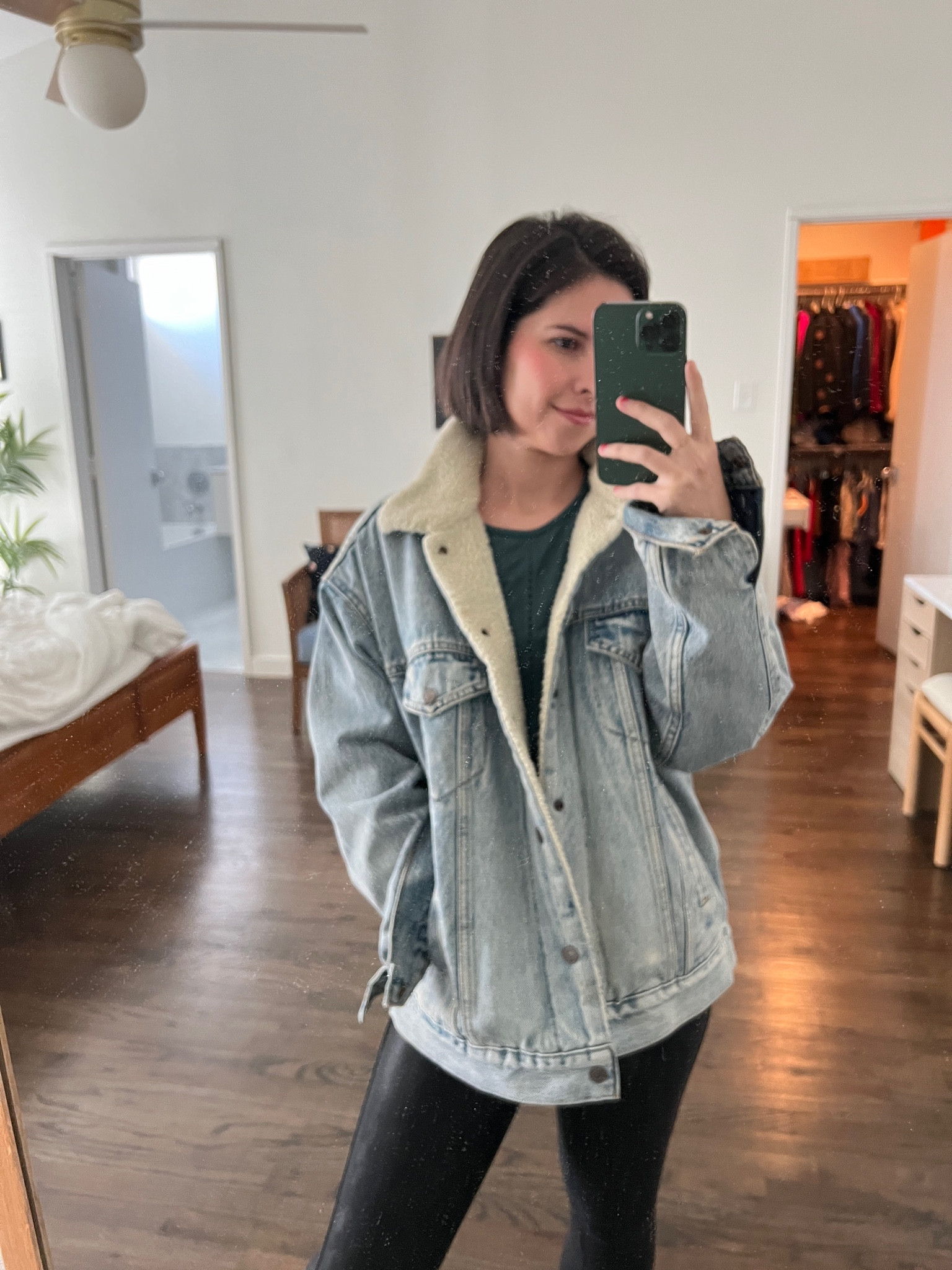 Denim jacket, casual, winter walk, dog walk, petite, oversized jacket, jean jacket, Levi’s, Sherpa jacket 

#LTKstyletip #LTKfindsunder100