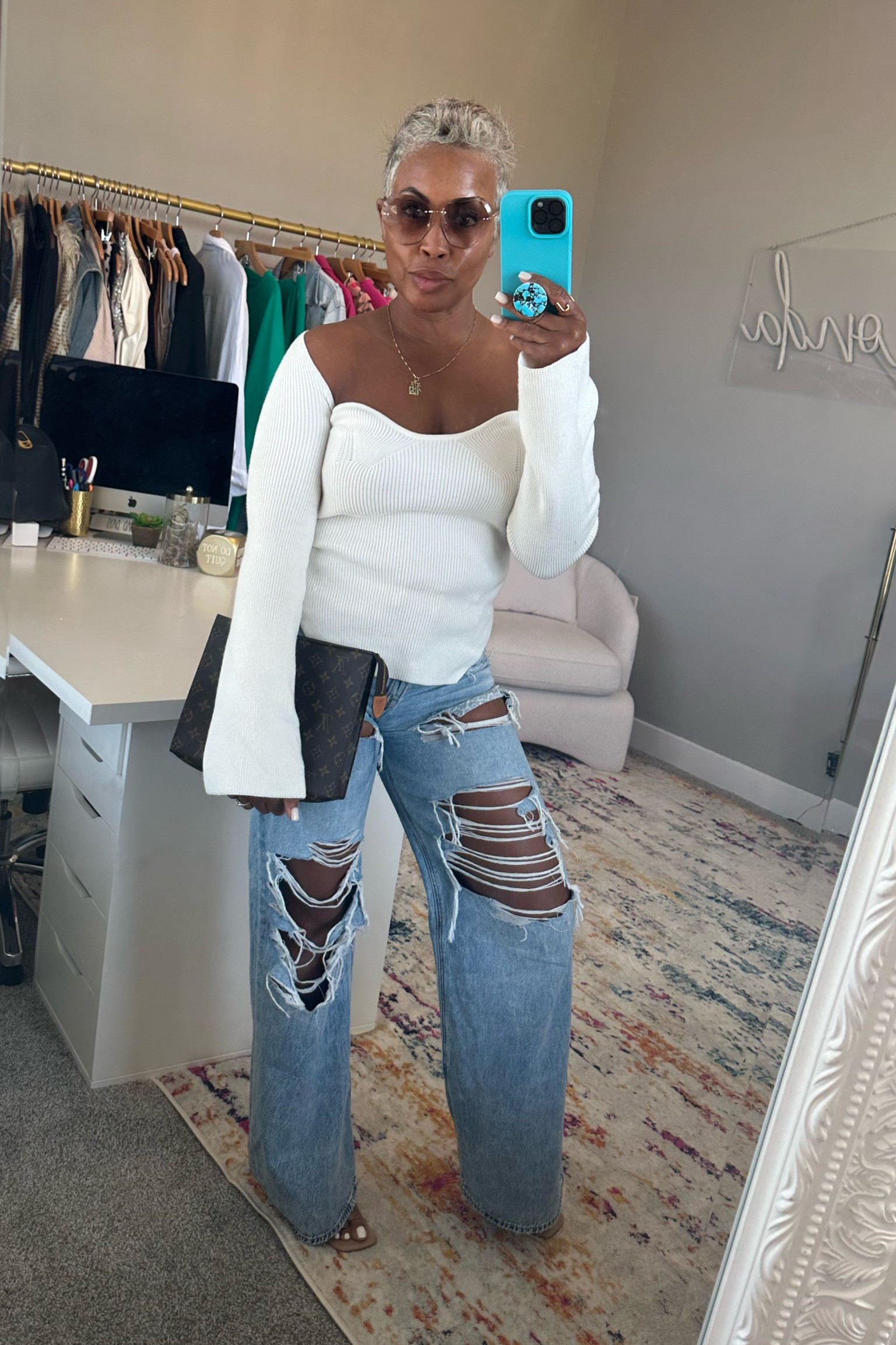 I’m loving this look! Lightweight sweater is a great transition piece for spring

#LTKFind #LTKstyletip