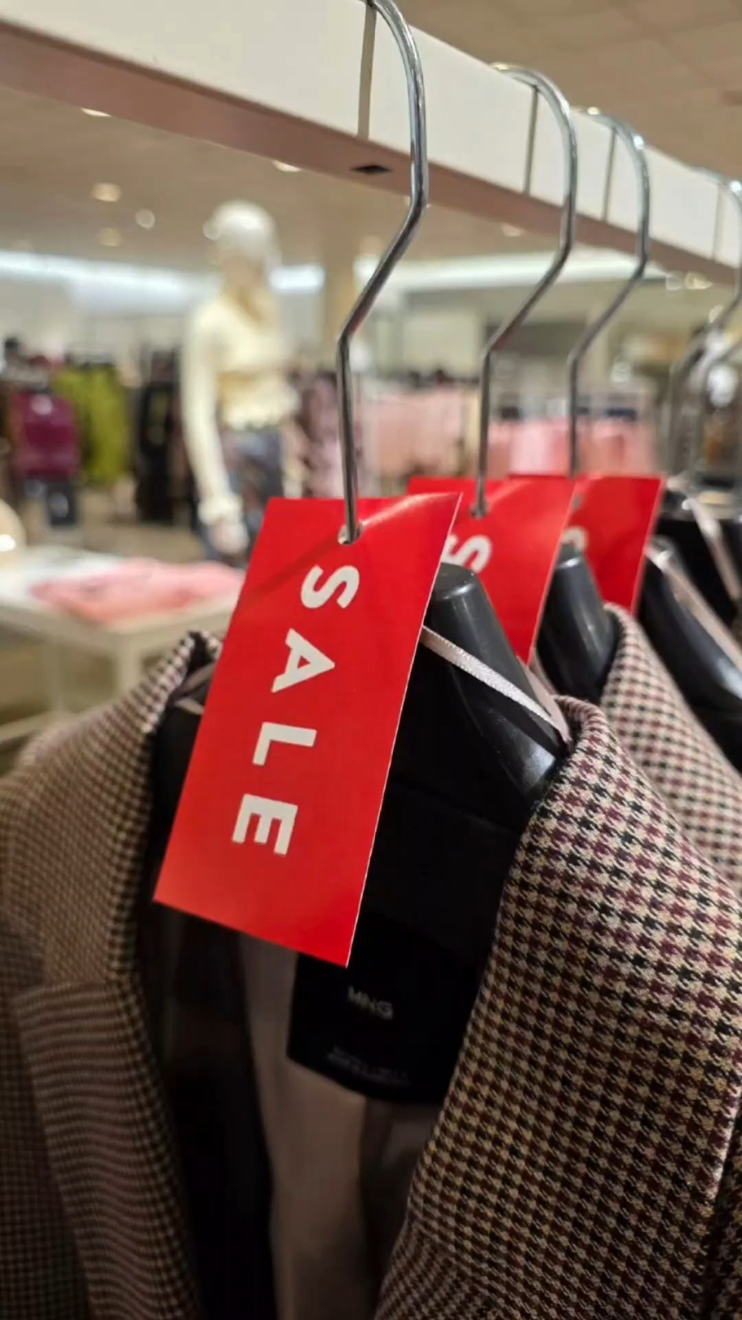 The Nordstrom's sale is still happening now. If you missed it when I first posted about it, you’re in luck because alot of the styles are still on sale and available now!

#LTKSaleAlert #LTKSeasonal #LTKdayinmylife