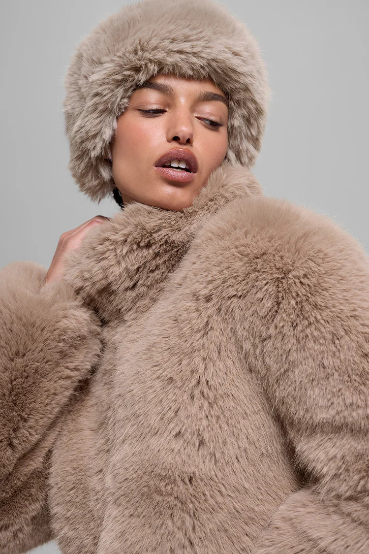 Opulent Faux Fur Wintersun Headband | Alo Yoga