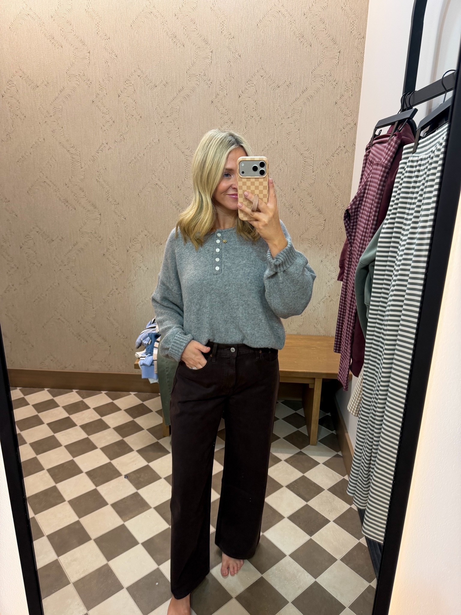 @abercrombie WIDE LEG jeans size 27S and my favorite sweater! Size small. All on Sale! Use code “SUITEAF” for an extra 15%

#LTKSaleAlert