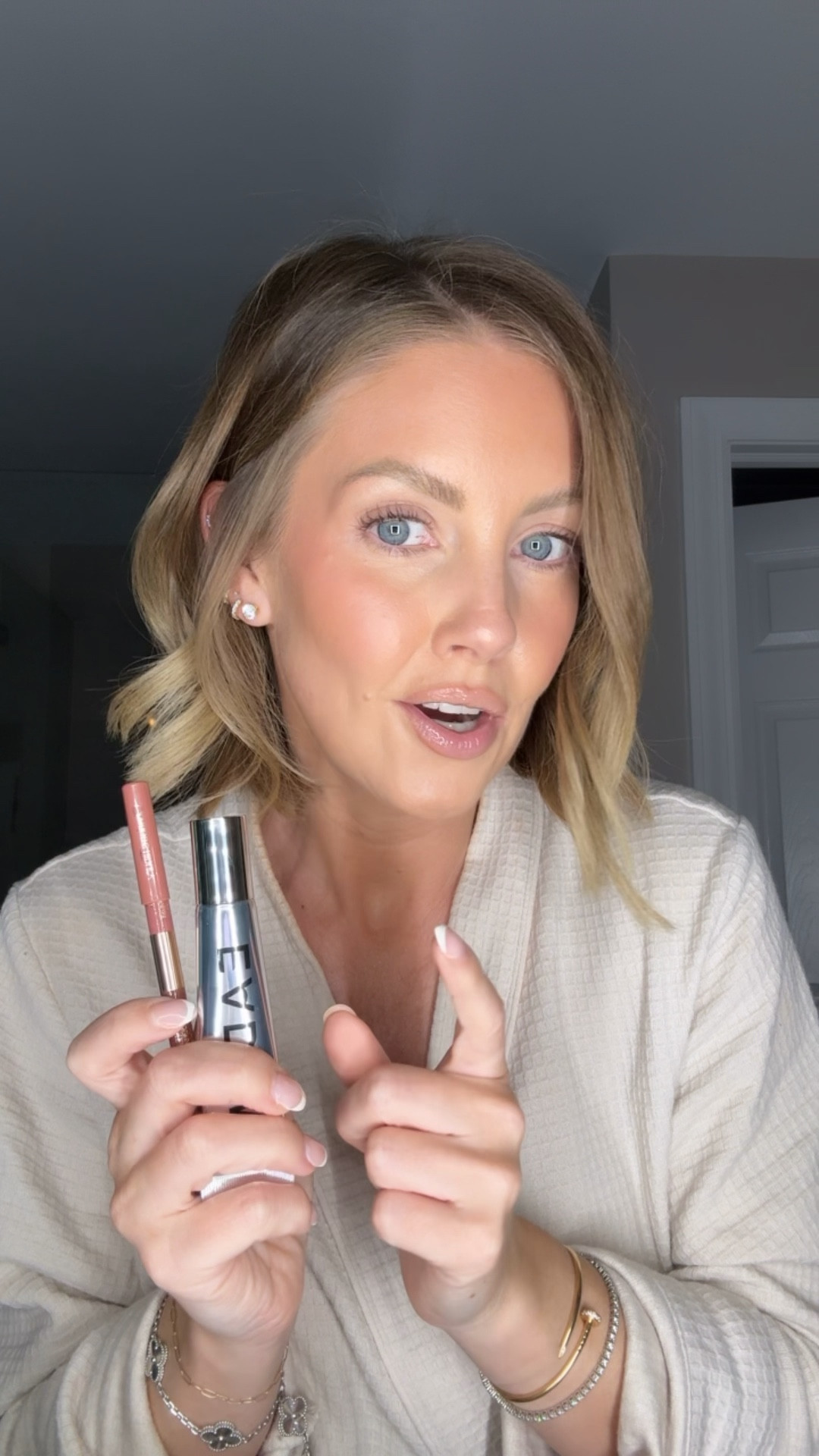 Lip liner: Medium
Eadem Lip Balm: Château Rose
Bronzer Stick: 03 Light Mediumm

#LTKSaleAlert #LTKBeauty #LTKOver40