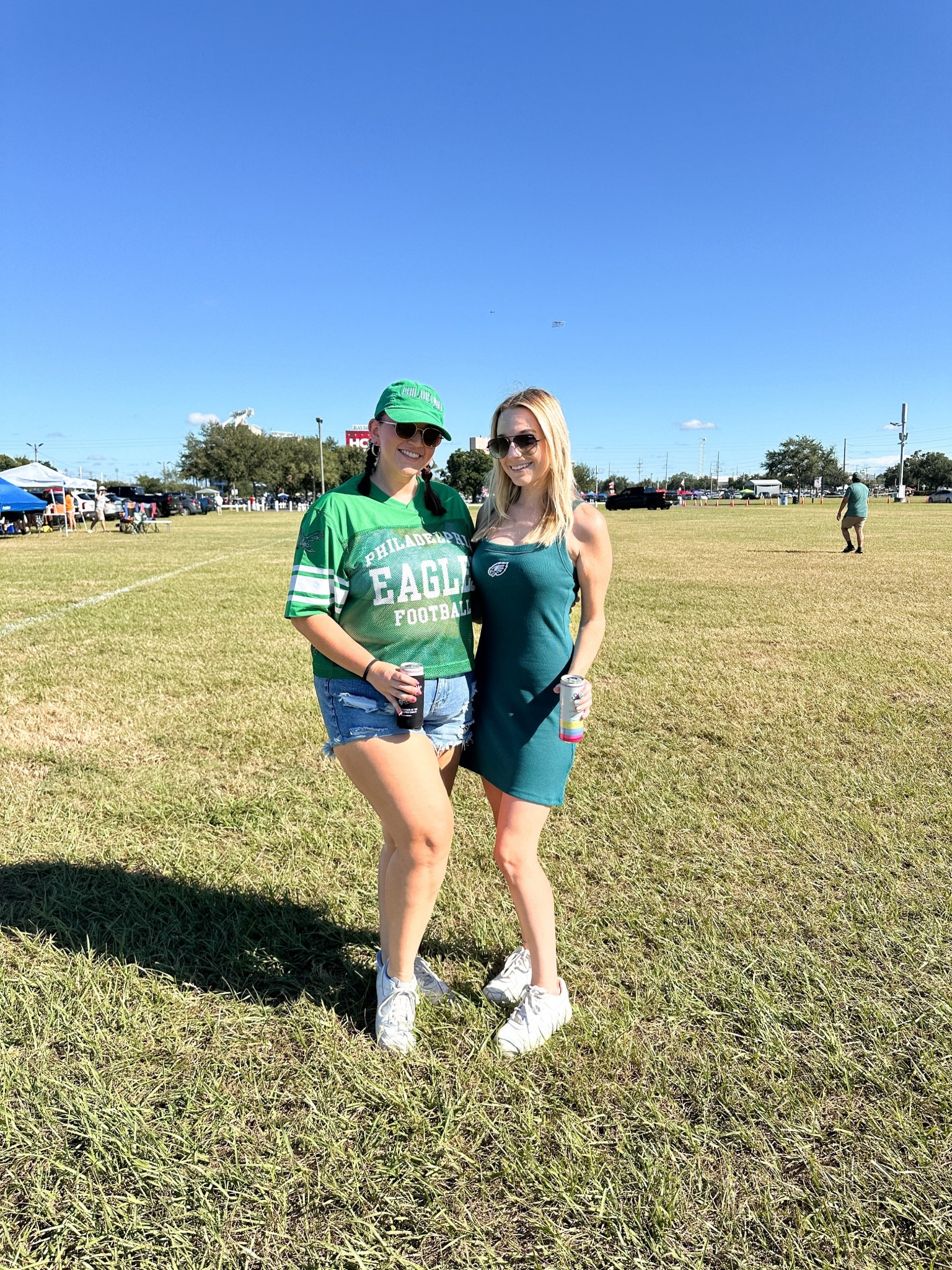 game day outfits, nfl outfits, football outfits, philadelphia eagles, philadelphia eagles game day, game day ootd

#LTKSeasonal #LTKFindsUnder100 #LTKStyleTip