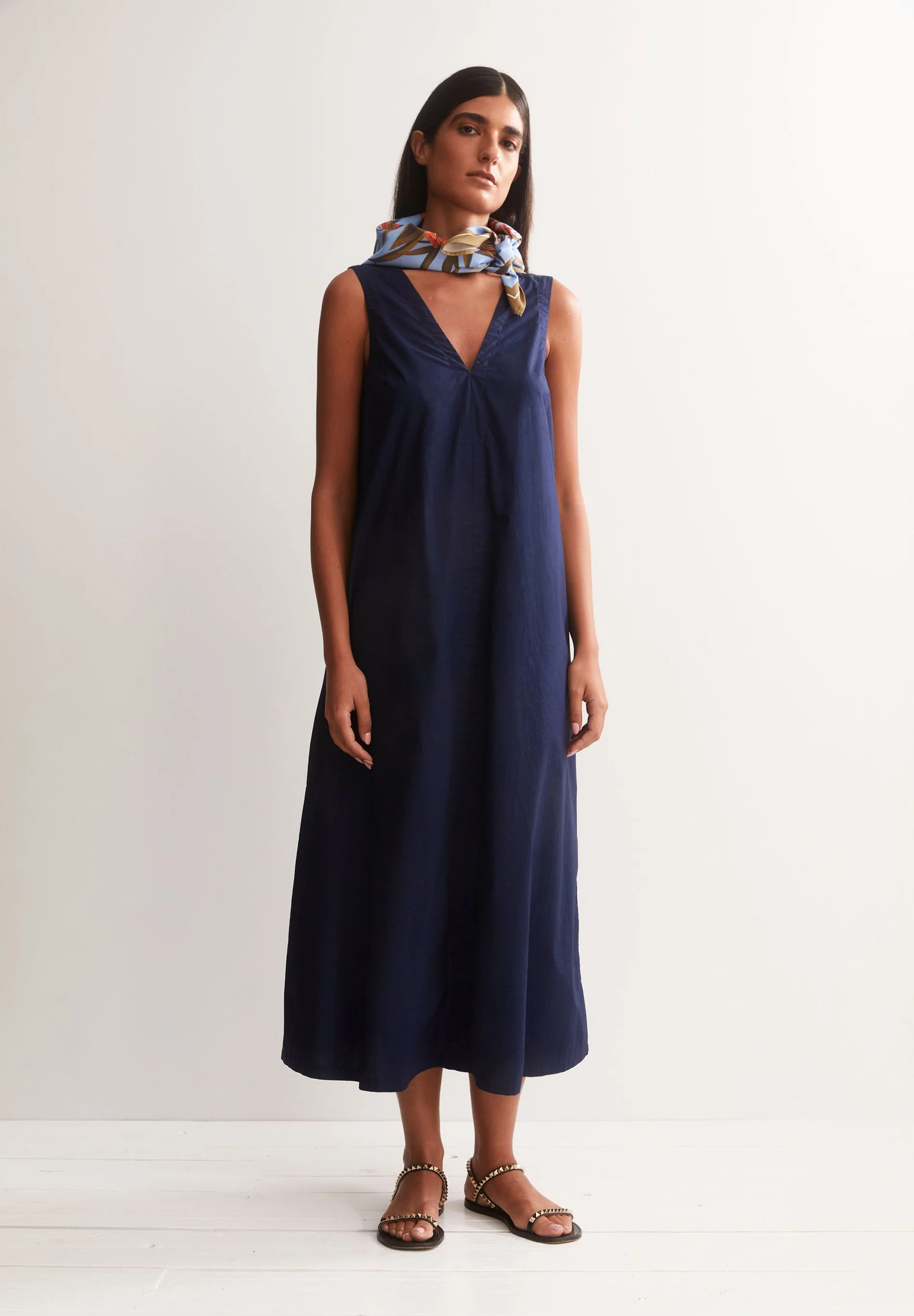 "POPLIN MAXI-JURK MET V-HALS 100% biologisch katoen" | Armedangels EU