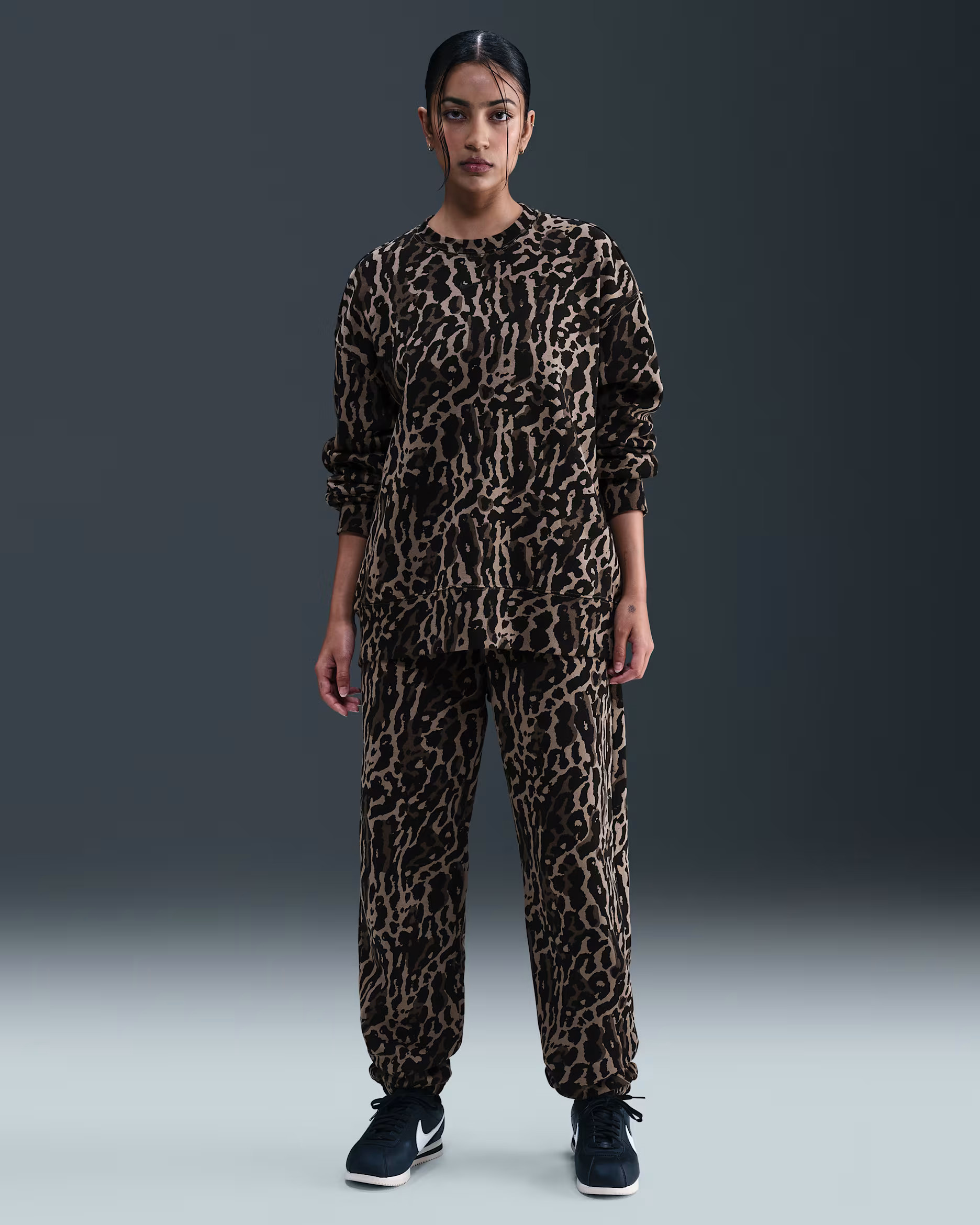 Nike Sportswear Phoenix Fleece Women's High-Waisted Oversized Printed Sweatpants | Nike (US)