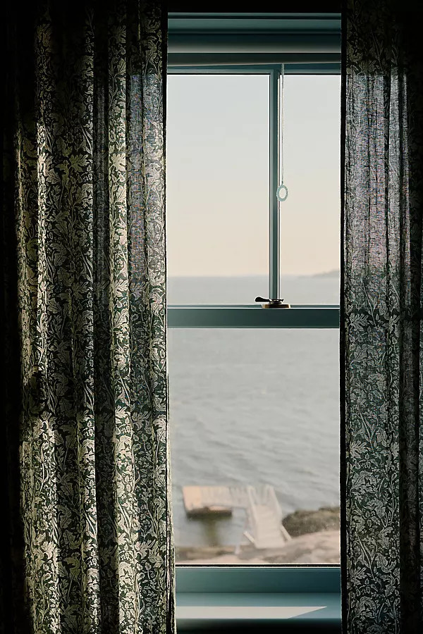 Hyacinth Semi-Sheer Printed Curtain | Anthropologie (US)