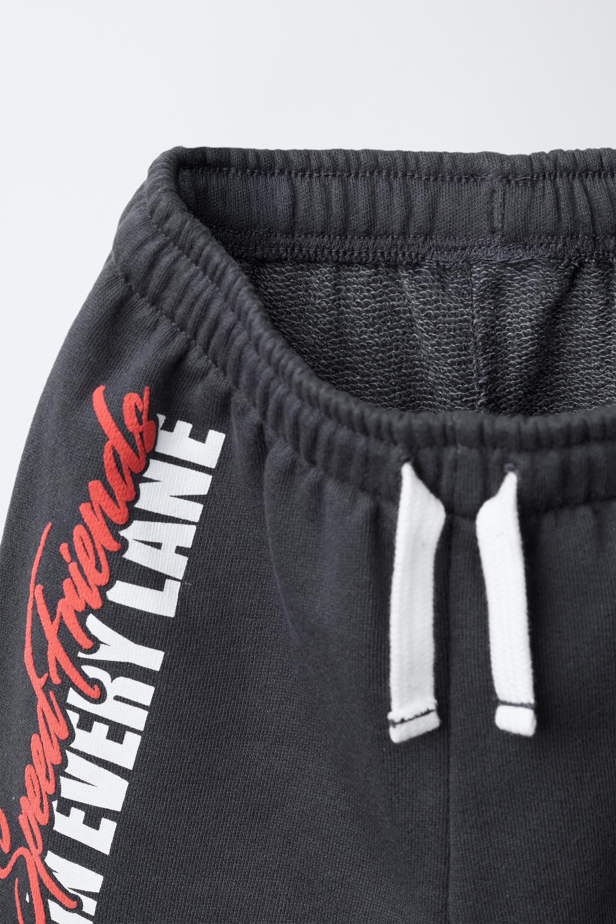 CARS LIGHTNING MCQUEEN © DISNEY STRAIGHT SHORTS | Zara US