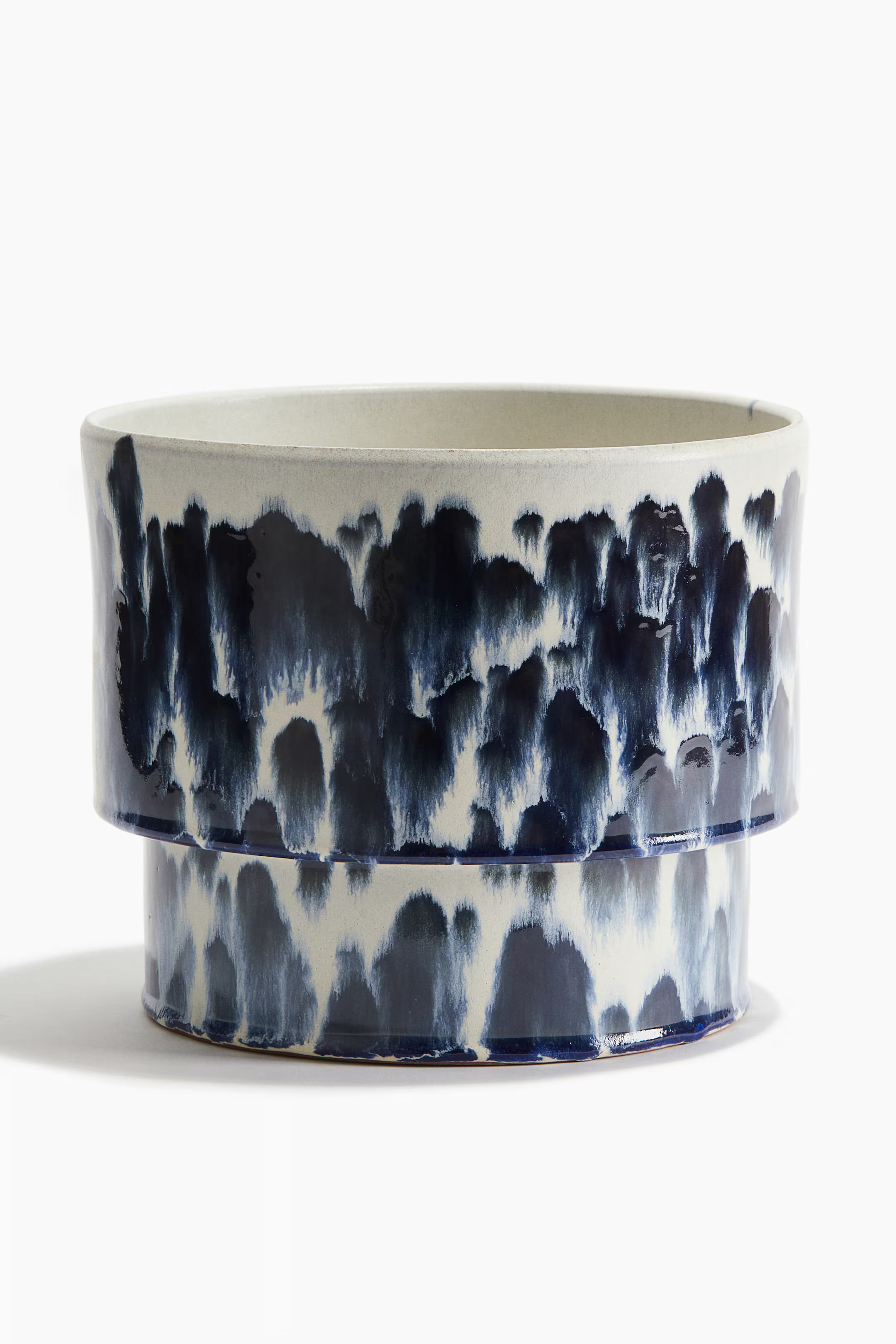Extra-large Terracotta Plant Pot | H&M (US + CA)