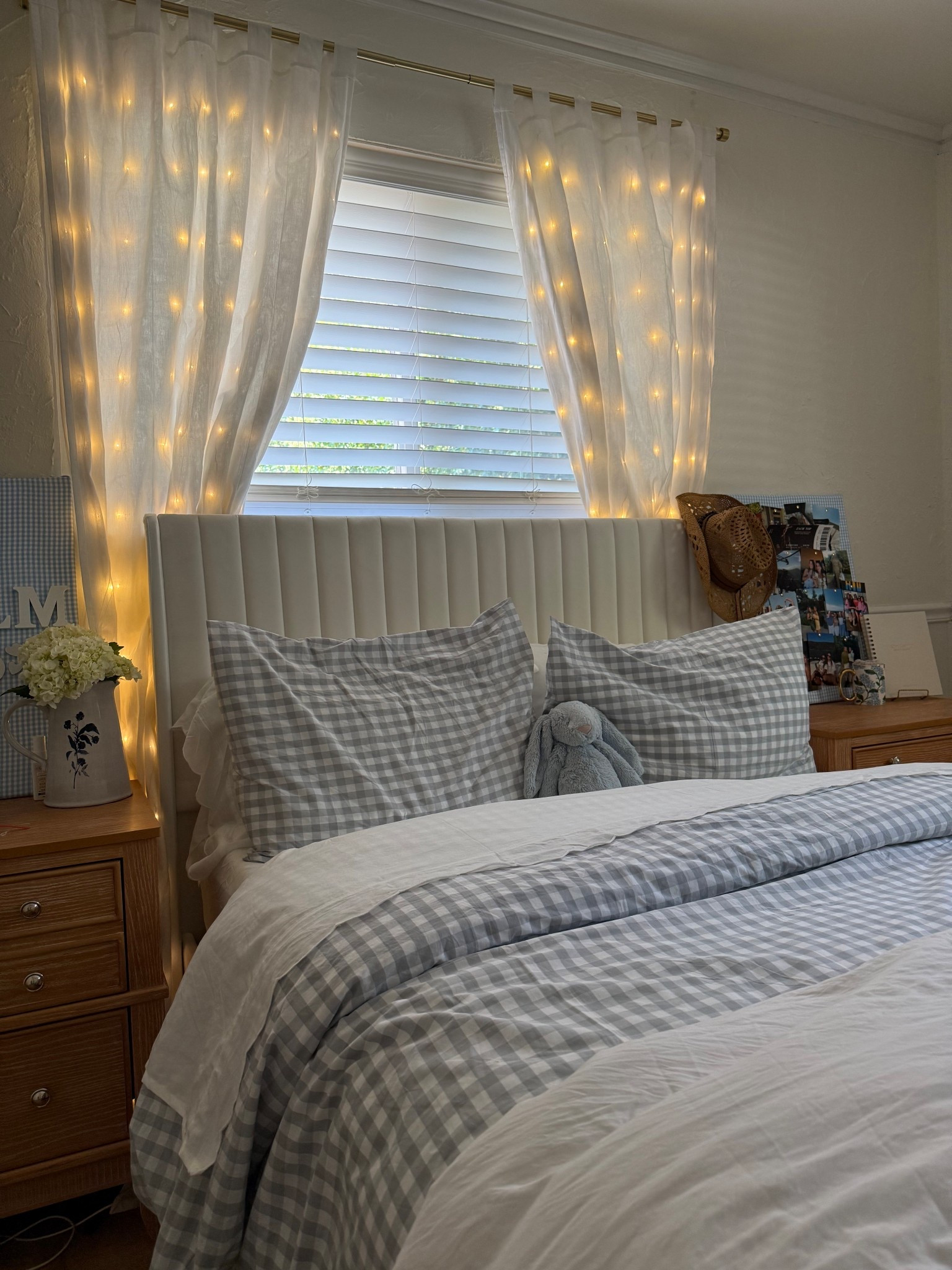 blue and white bedroom