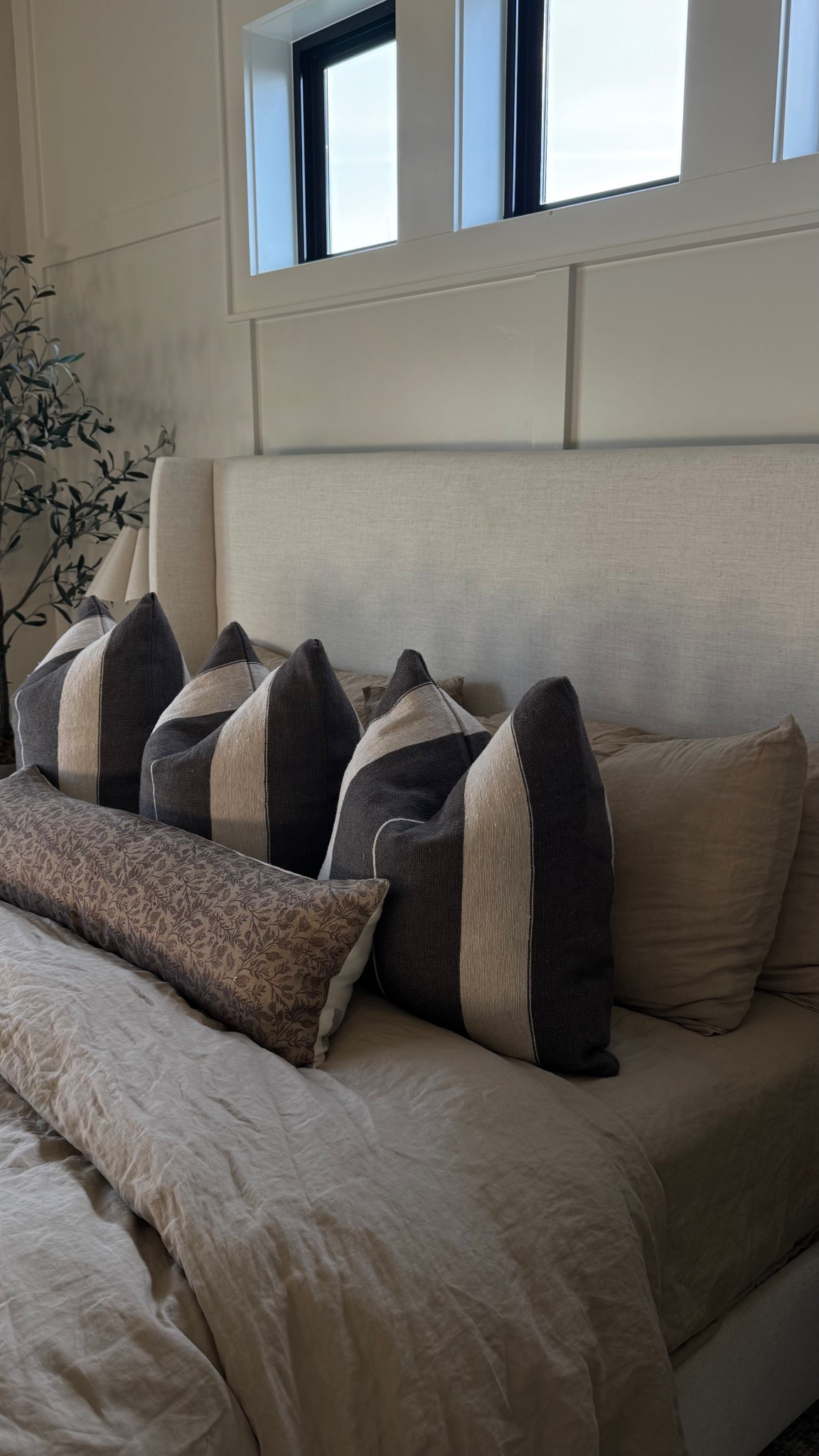 recent bedding — sheets set is in color TOFFEE & then my pillow covers are the 22in! 