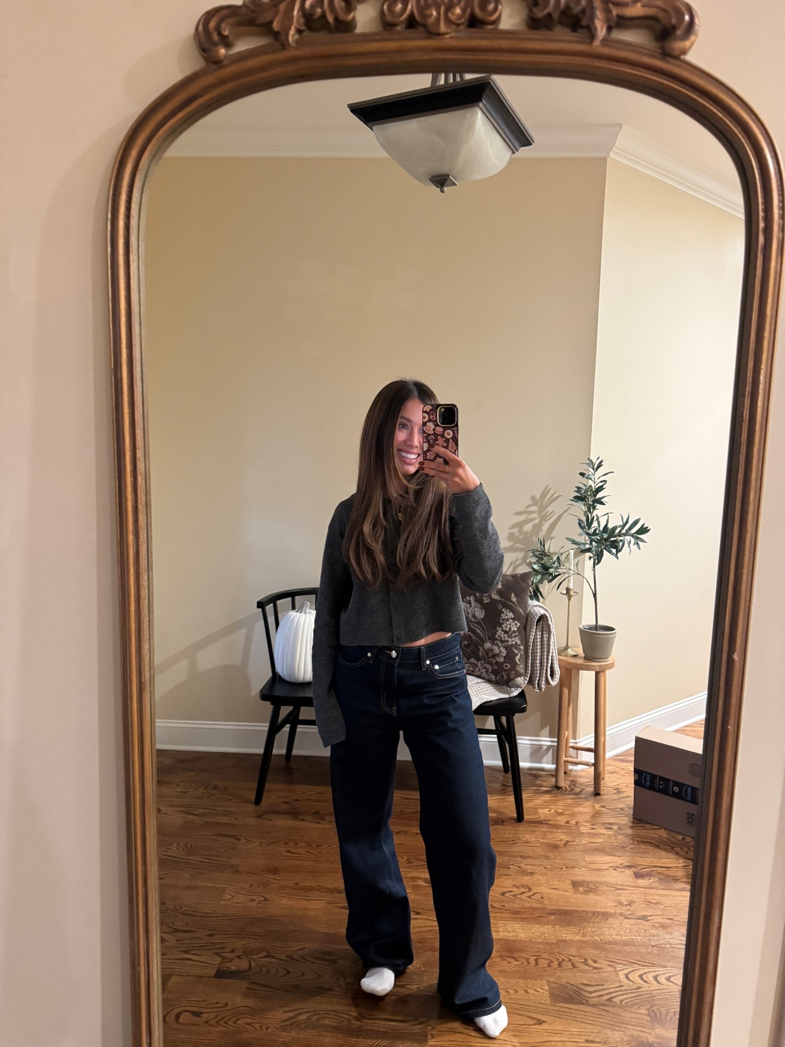 Daily mom outfit jeans are so comfy 