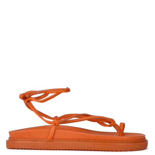 Sarest Ankle Wrap Flat Sandals | Nine West (US)