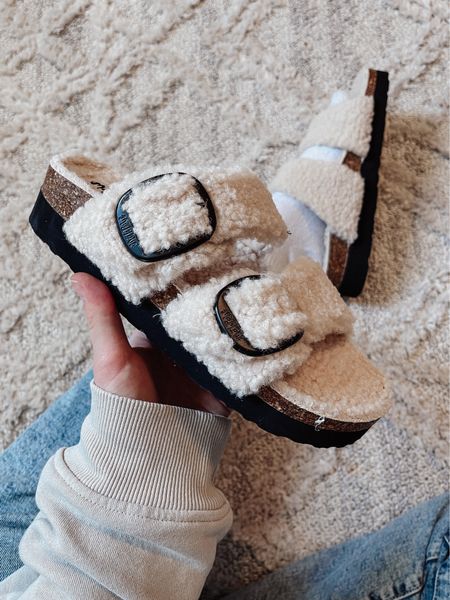 Affordable Birkenstock Sherpa buckle slide dupe!! So cute! I ordered my normal size and it fit just barely right. Definitely don’t size down!

Slides, fall shoes, dupes, Birkenstock, Sherpa shoes, trending slides, fall slides, budget friendly shoes, target shoes, target style

#LTKstyletip #LTKshoecrush #LTKunder50