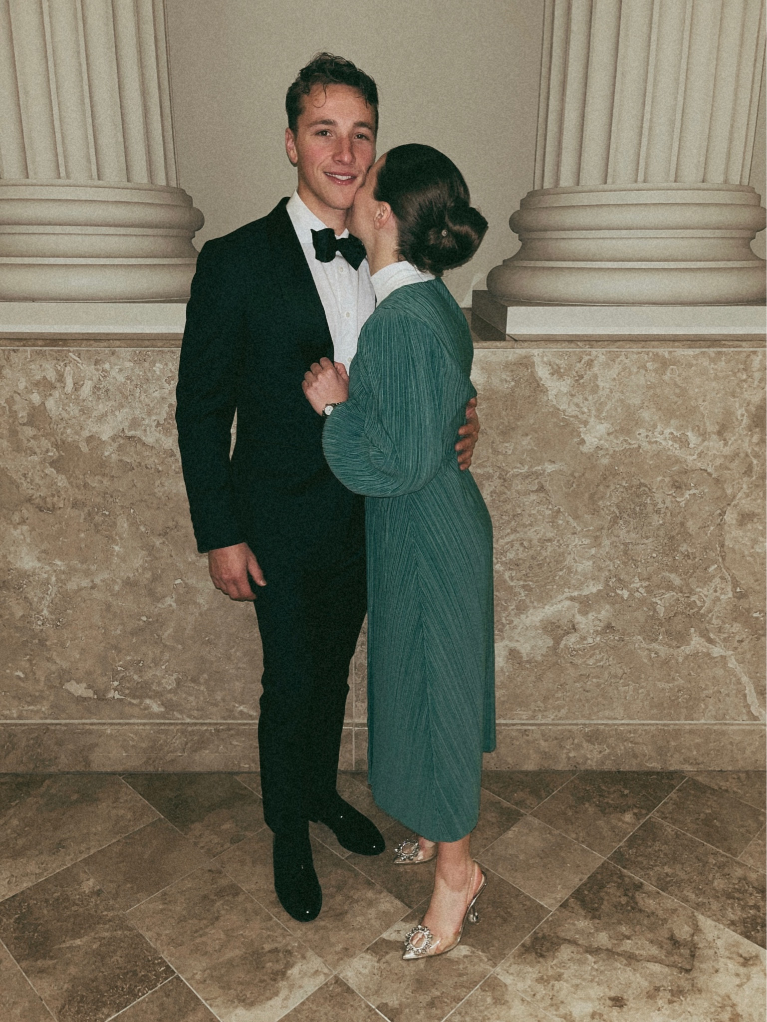 My shoes are out of stock — linked a similar pair ✨

#LTKSeasonal #LTKshoecrush #LTKHoliday