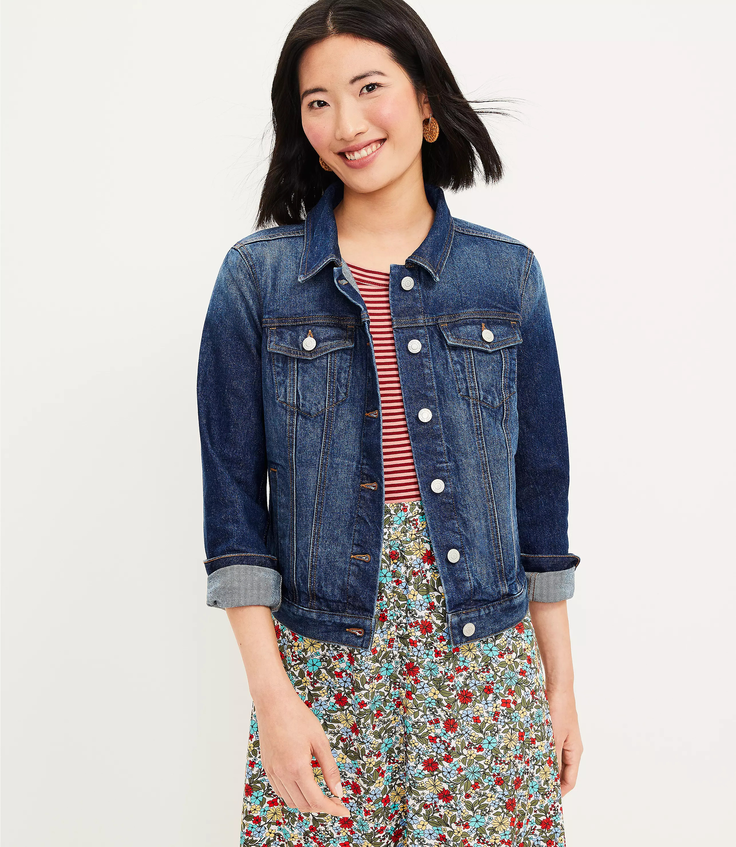Petite Denim Trucker Jacket in Authentic Dark Wash | LOFT