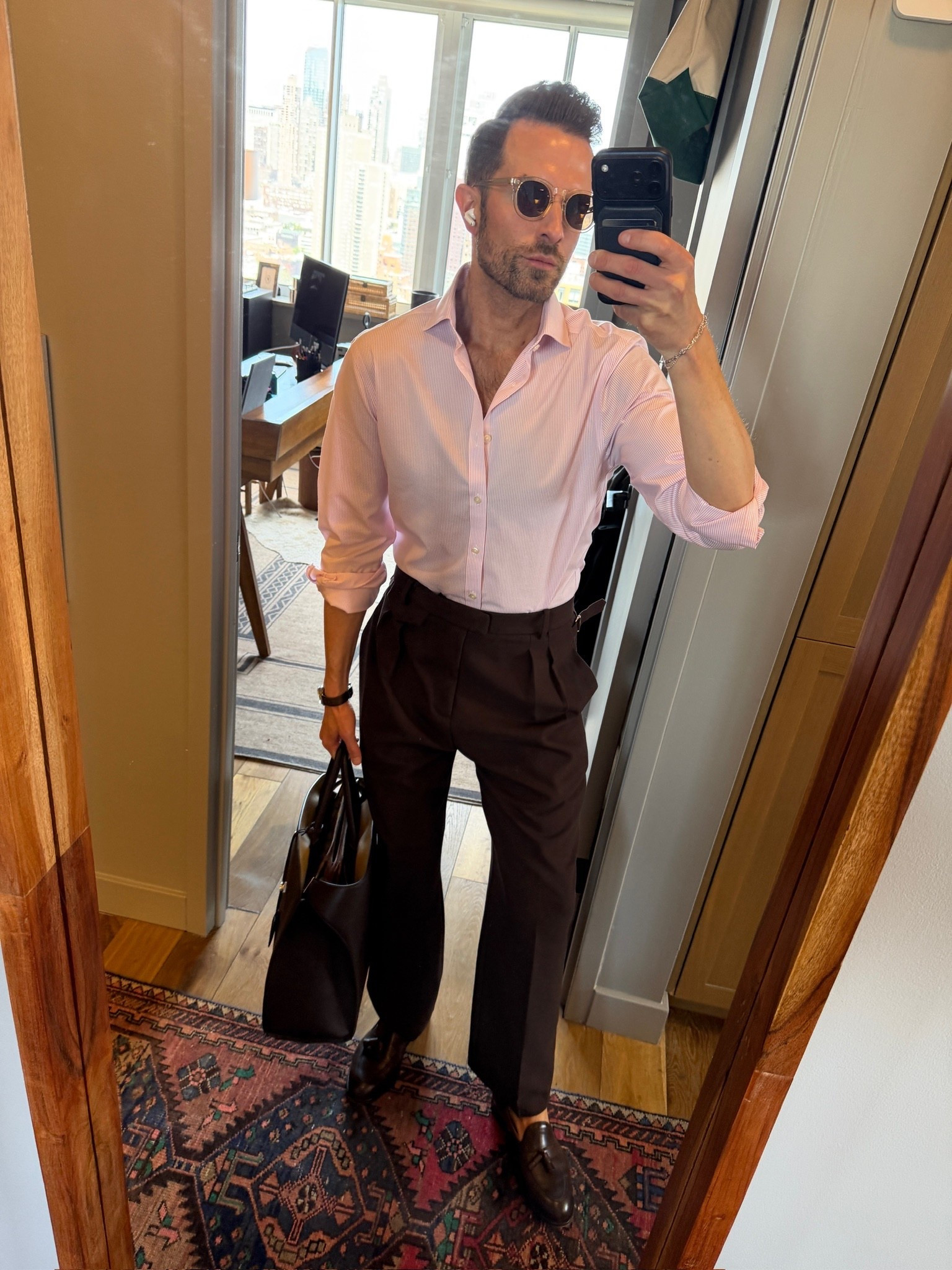 Quick outfit change for some meetings… brown & pink is the color combo for the spring🤏🏼🤏🏼

#LTKootd #LTKMens #LTKWorkwear