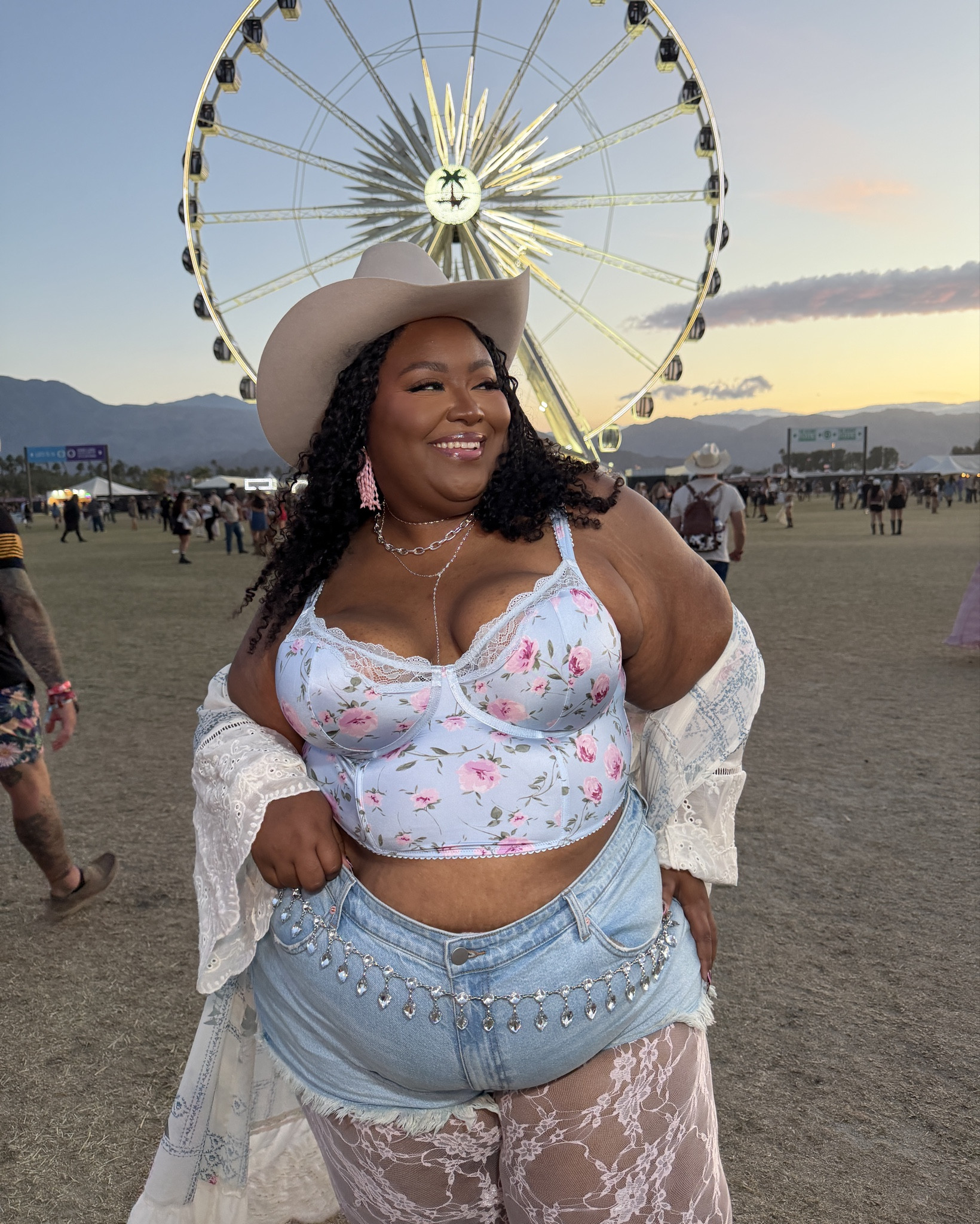 Blue Festival Outfit! 🦋

All from @Torrid !

#LTKPlusSize #LTKFestival #LTKMidsize