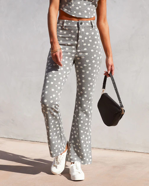 All About Spring Daisy Gingham Split Hem Pants - Black/White | VICI