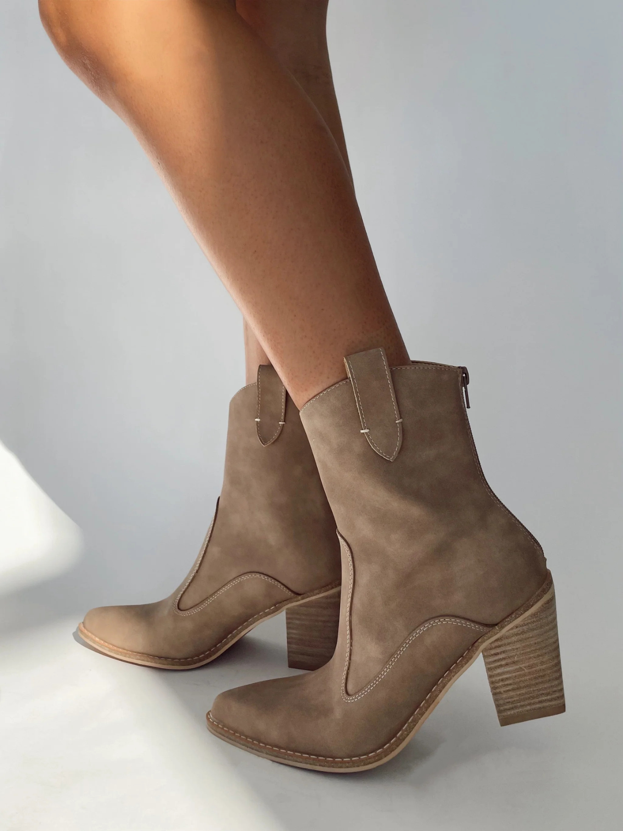 Tara Western Boot | Lane 201 Boutique