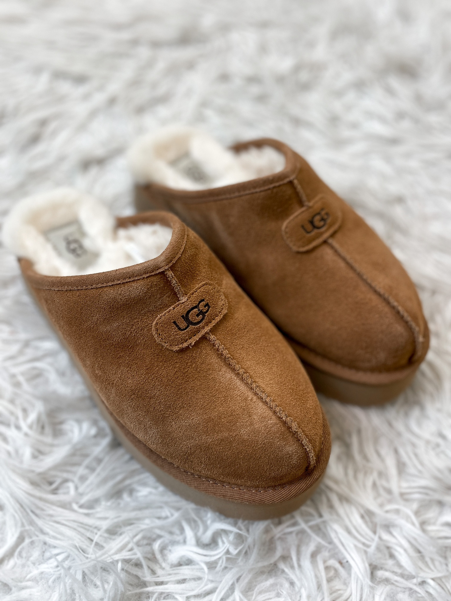 Nordstrom anniversary sale Ugg slippers 

#LTKshoecrush #LTKxNSale #LTKunder100