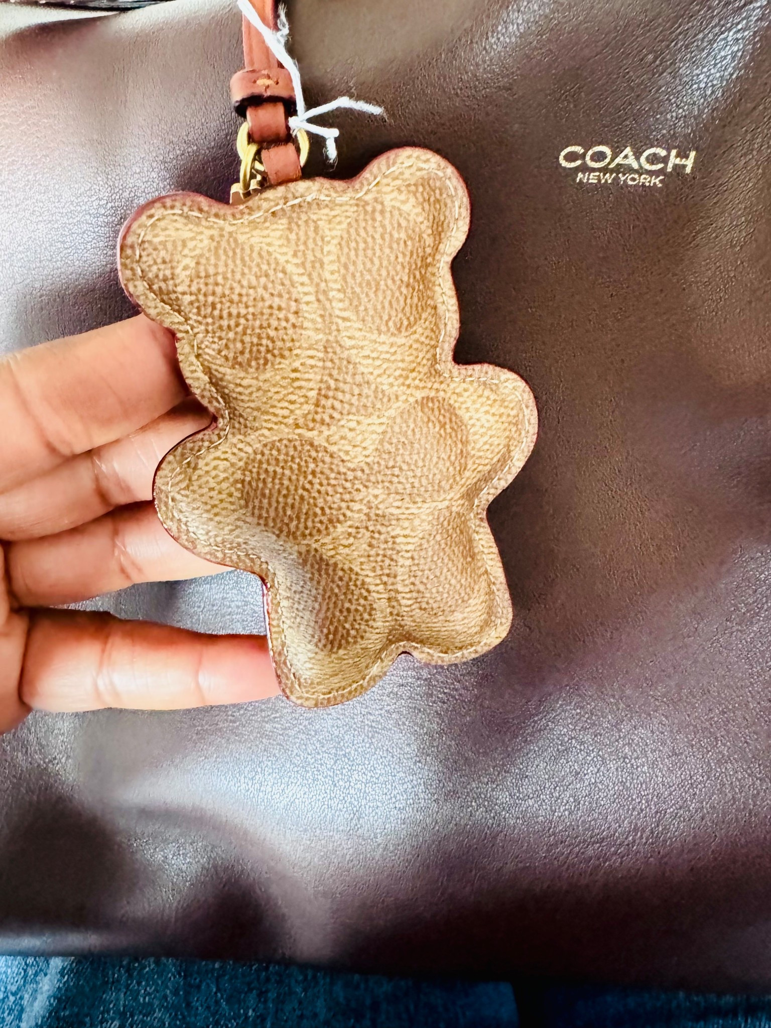 The cutest bear 🐻 bag charm 