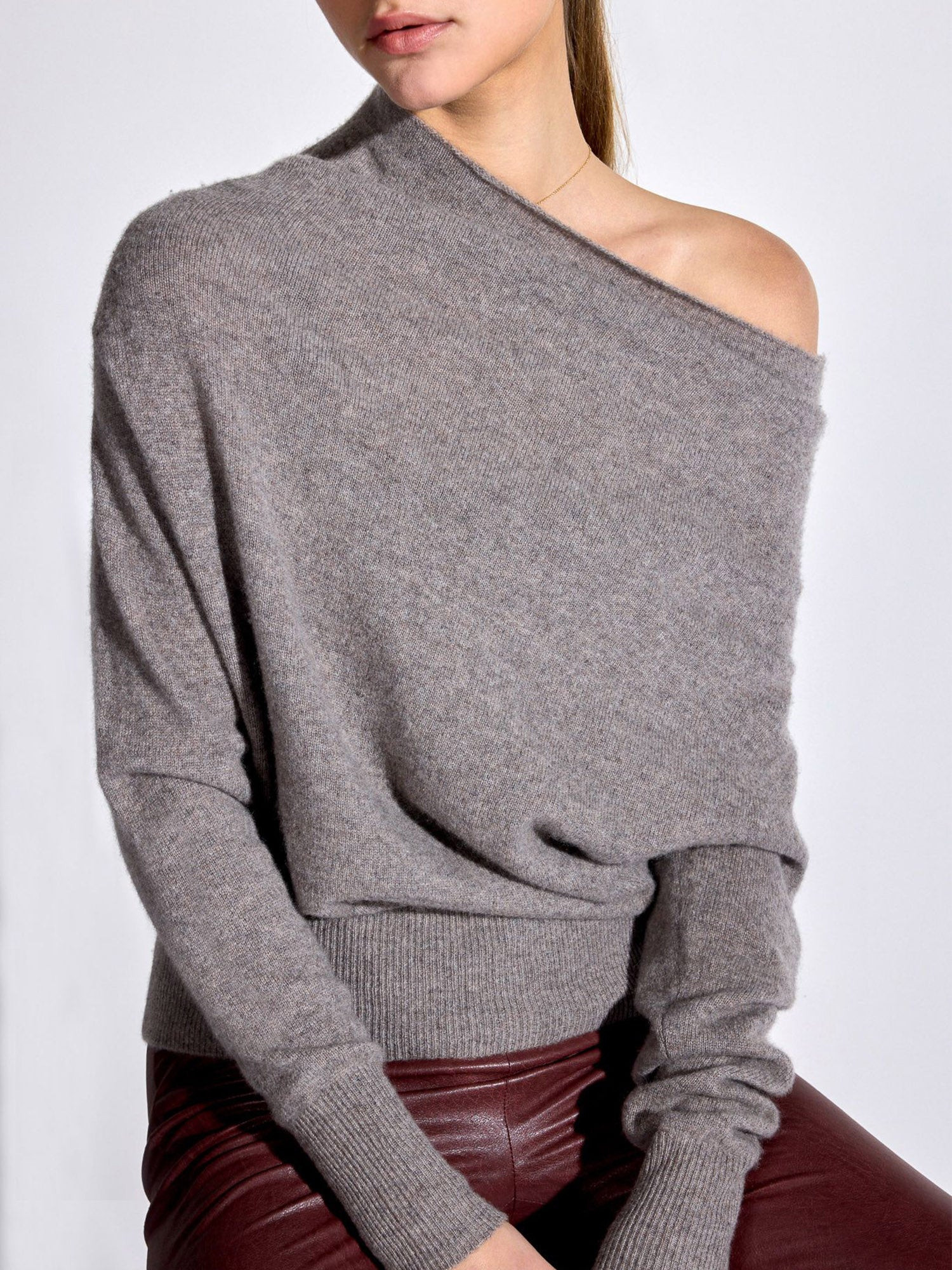 Brochu Walker Women's Cashmere Lori Off Shoulder Sweater, Brown | Brochu Walker