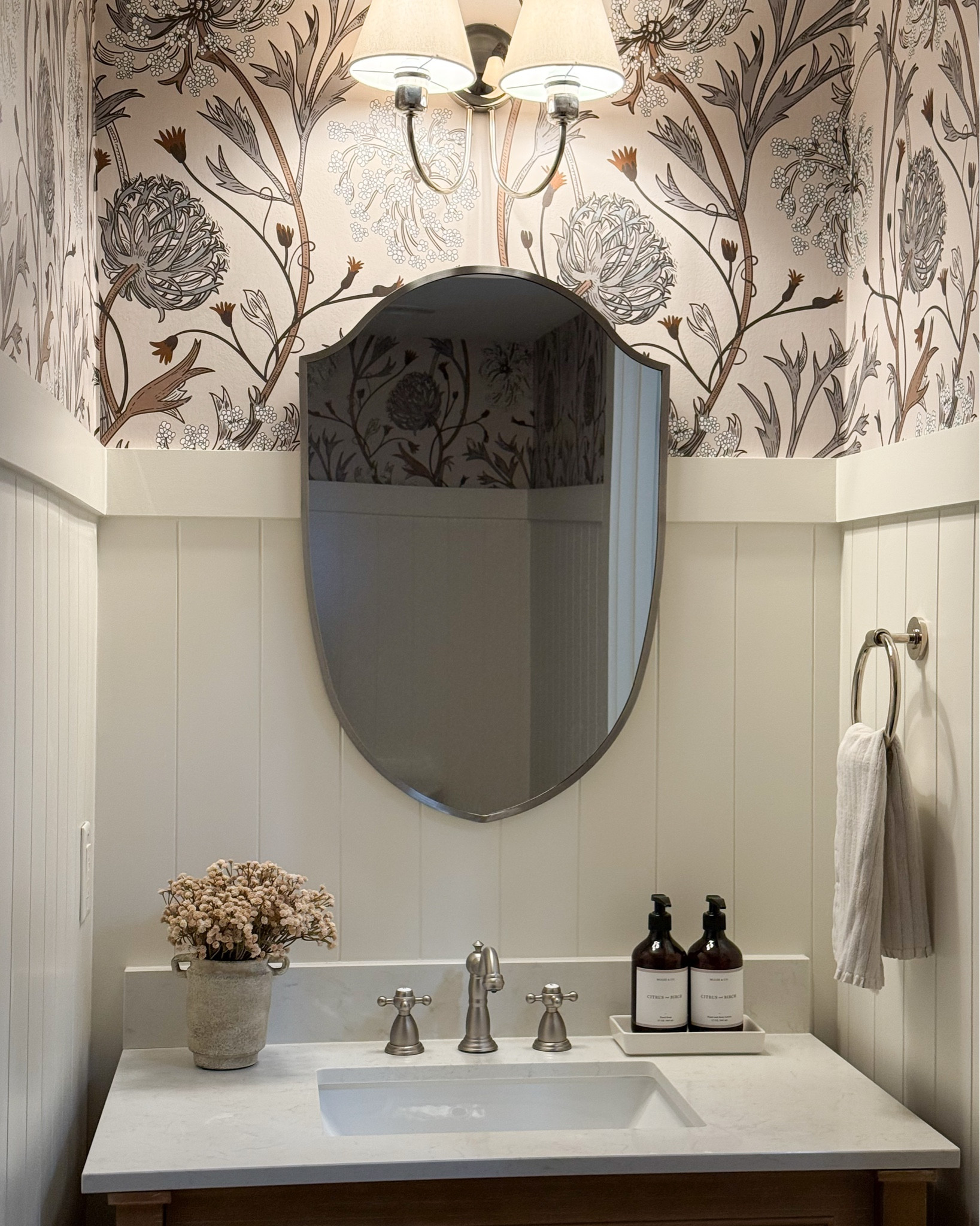 Half bath renovation, wallpaper, bathroom update, bathroom lighting

#LTKHome