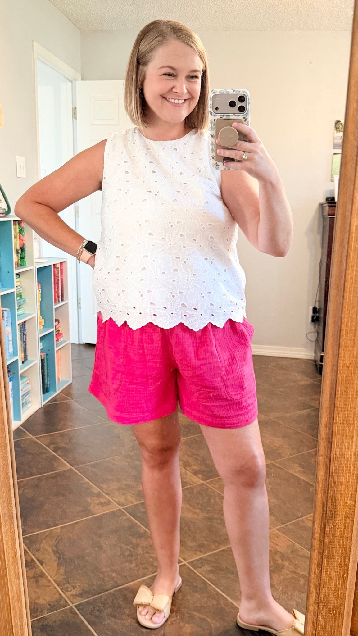 Apparently hot pink shorts are a neutral in my summer wardrobe. 😂🩷

#LTKSeasonal #LTKMidsize #LTKdayinmylife