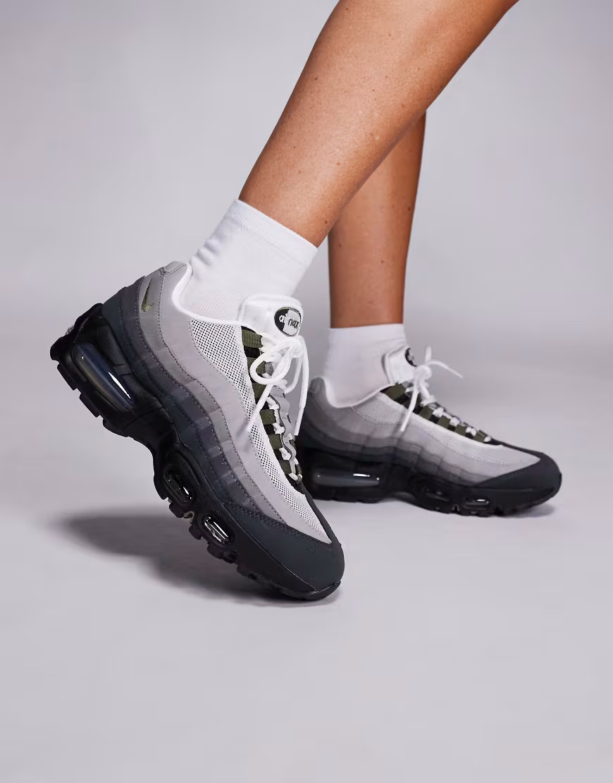 Nike Air Max 95 sneakers in gray and khaki-Green | ASOS (Global)